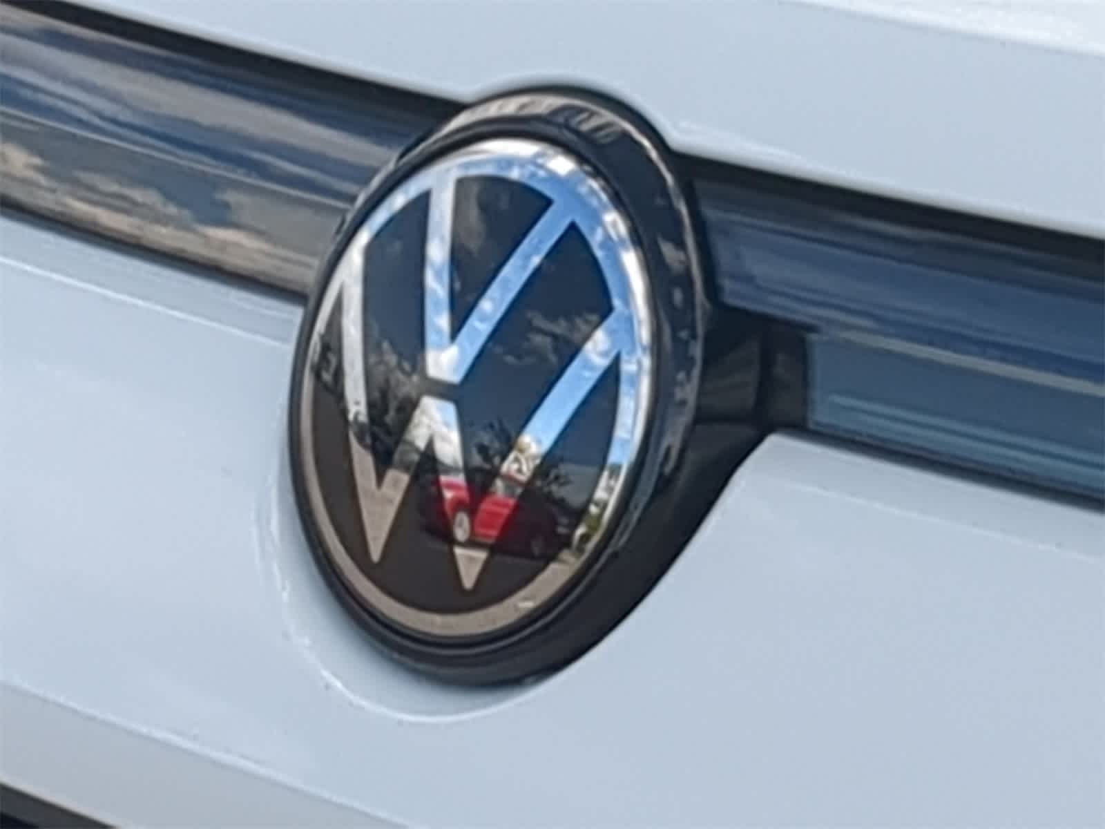 Thumbnail: 2025 Volkswagen Tiguan - 12