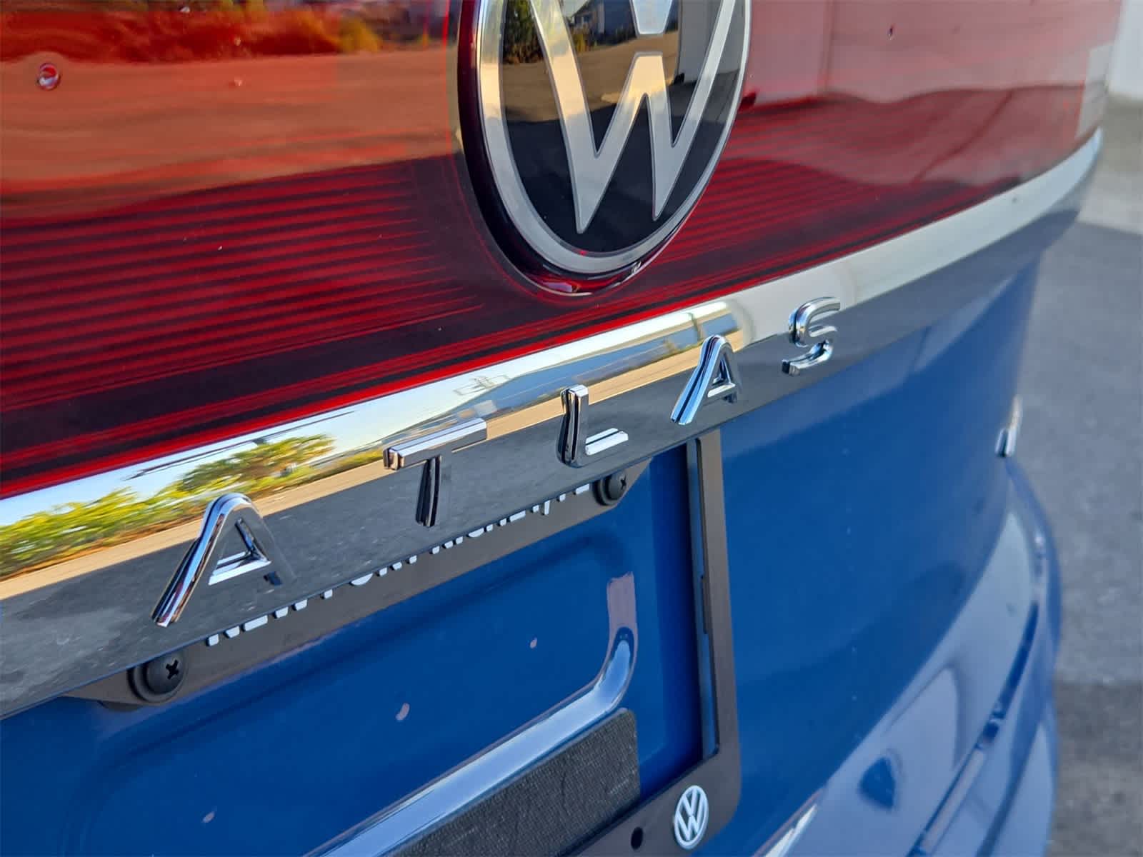 Thumbnail: 2026 Volkswagen Atlas - 13