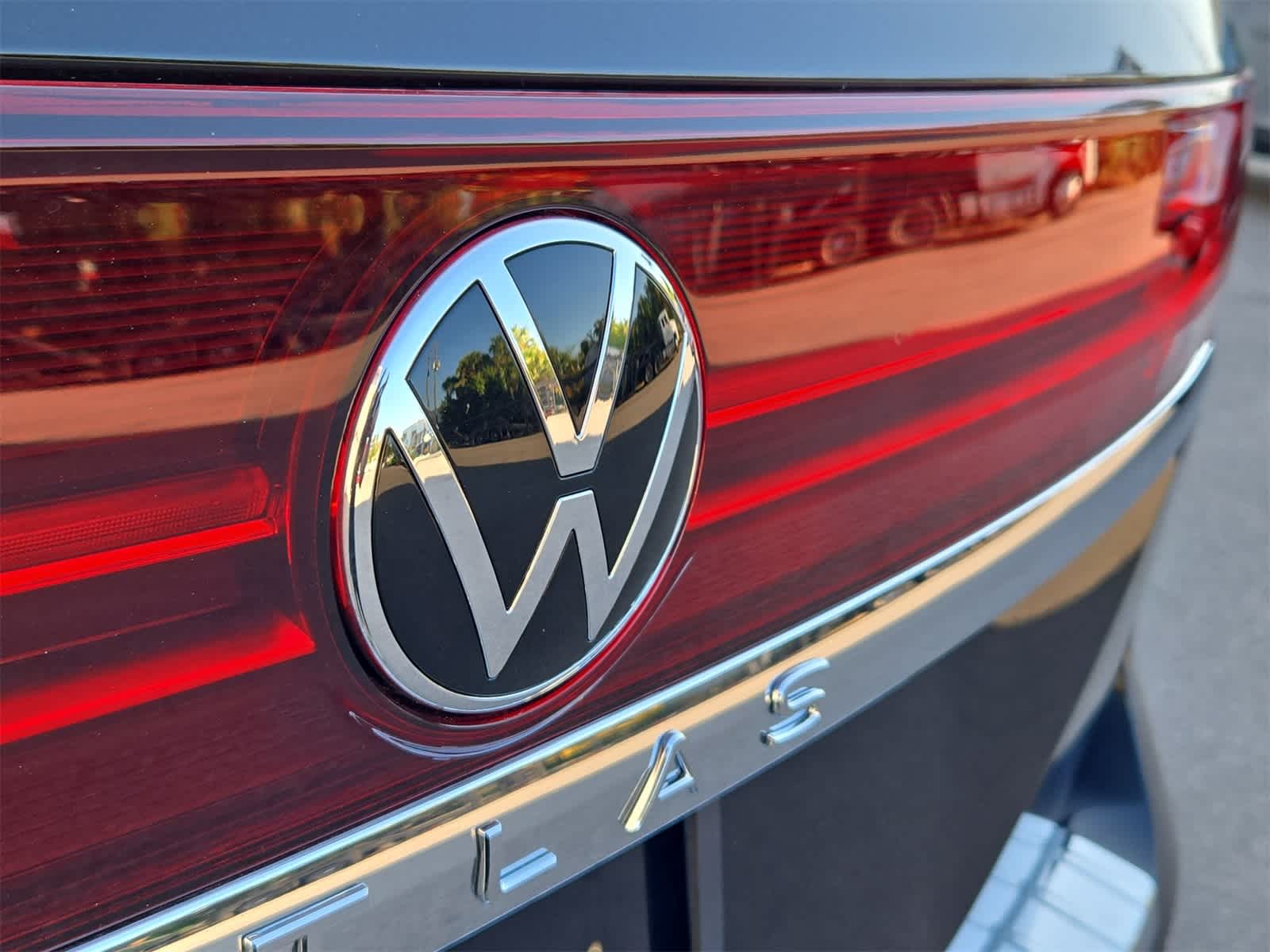 Thumbnail: 2026 Volkswagen Atlas - 12