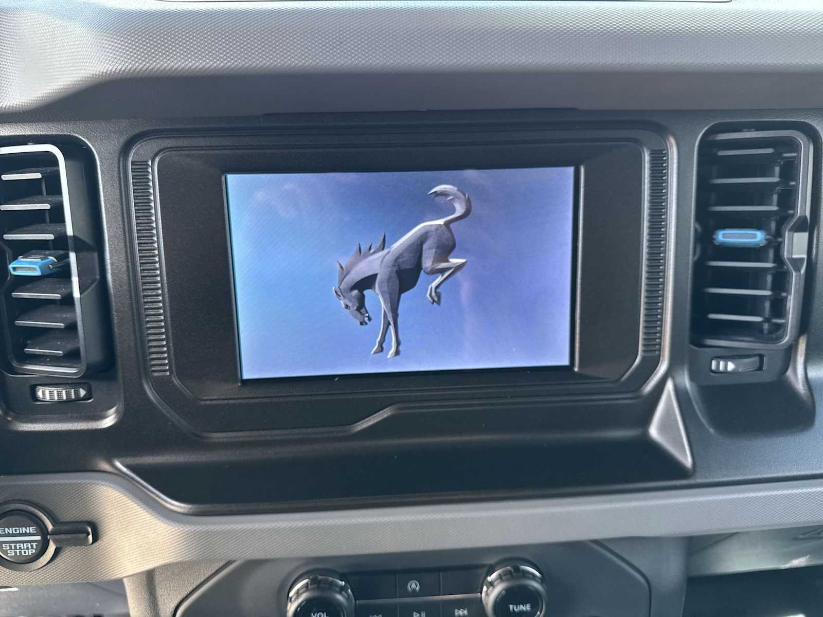 Thumbnail: 2022 Ford Bronco - 27