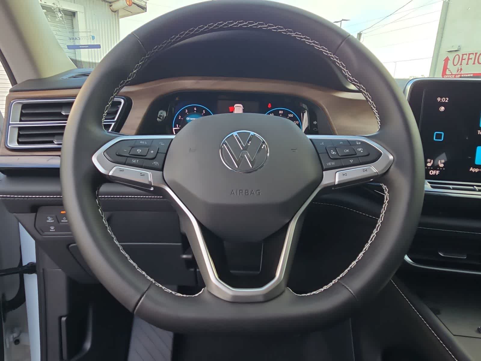 Thumbnail: 2026 Volkswagen Atlas - 29