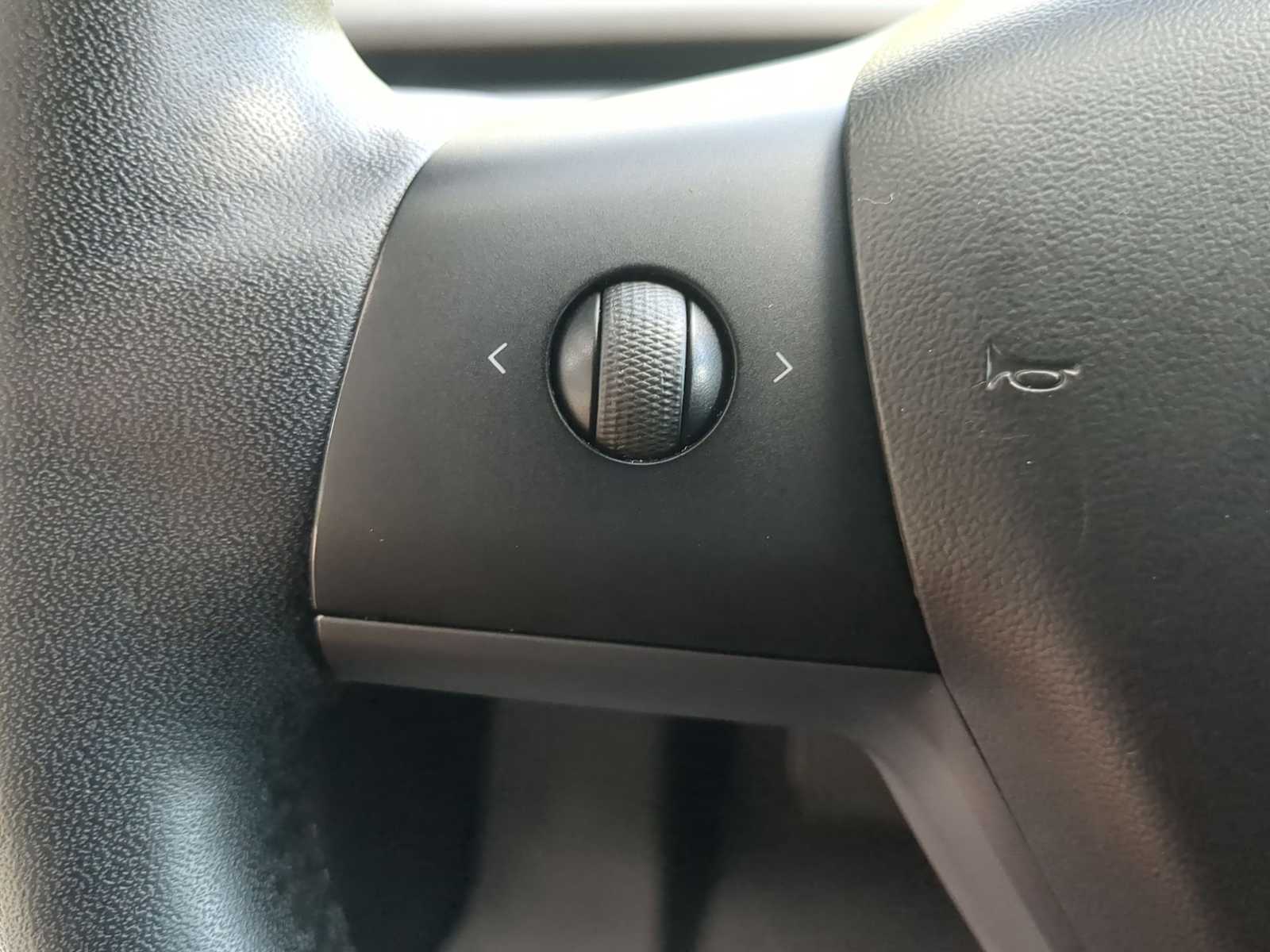 Thumbnail: 2019 Tesla Model 3 - 23