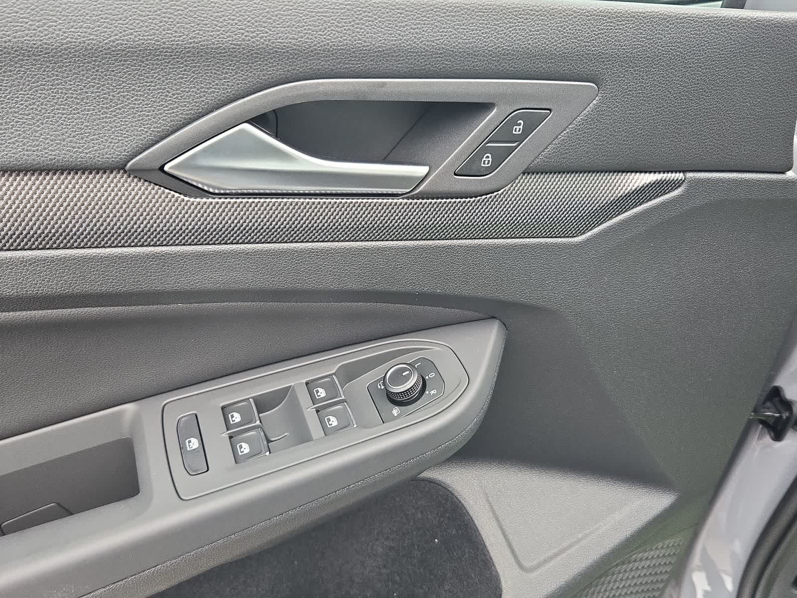 Thumbnail: 2026 Volkswagen Golf - 38