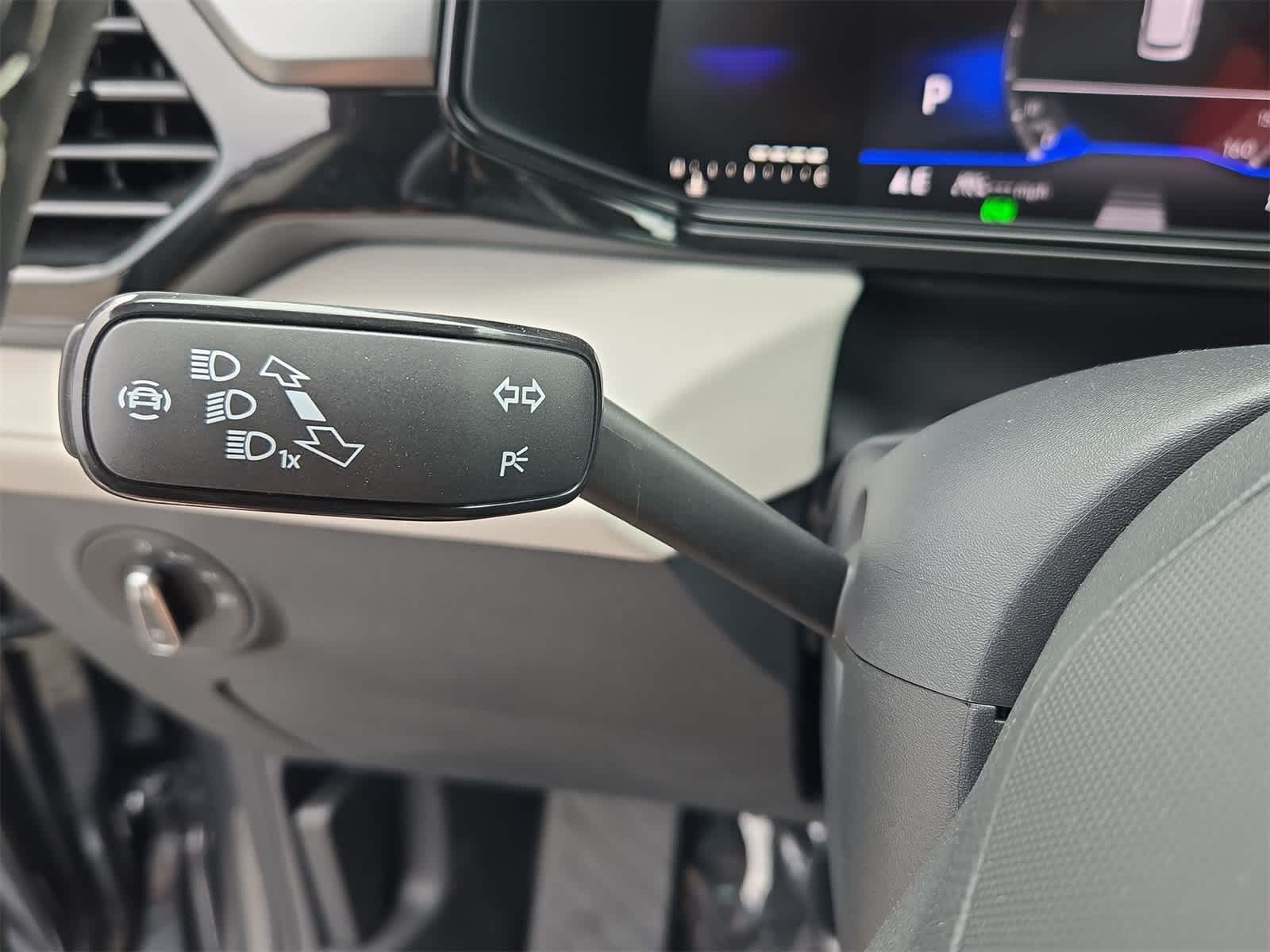 Thumbnail: 2025 Volkswagen Taos - 25