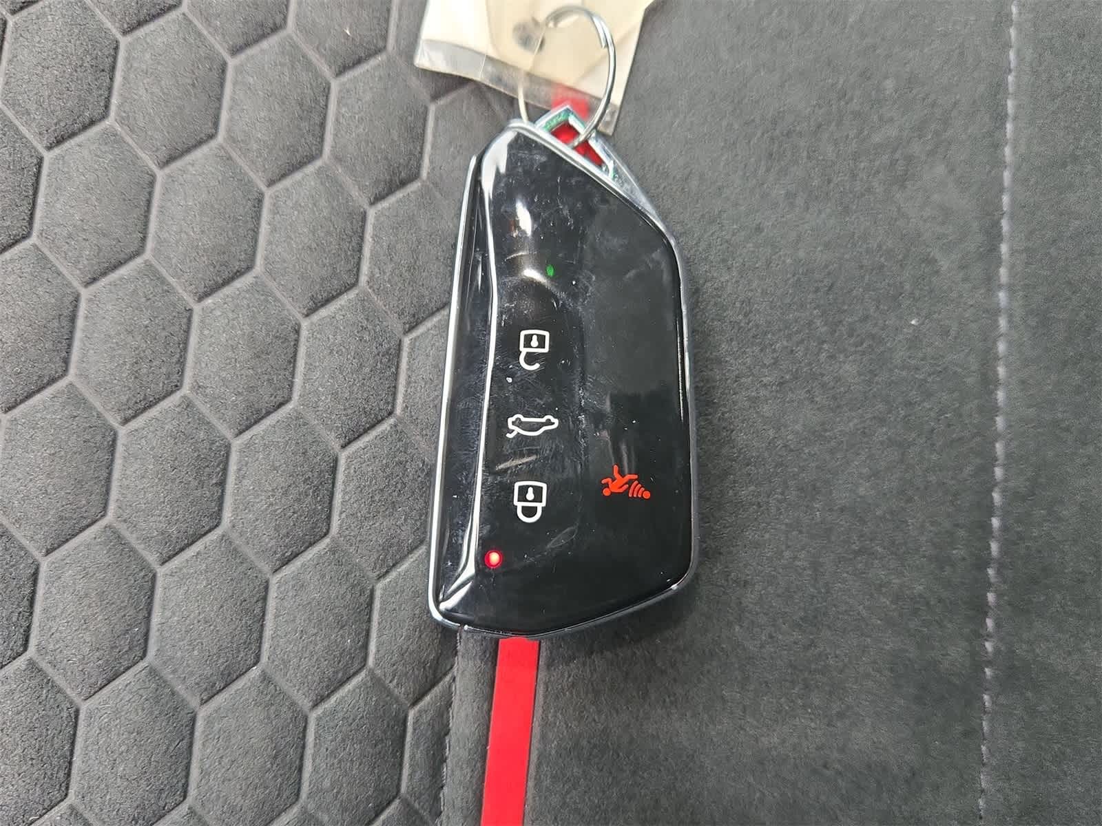 Thumbnail: 2026 Volkswagen Golf - 33