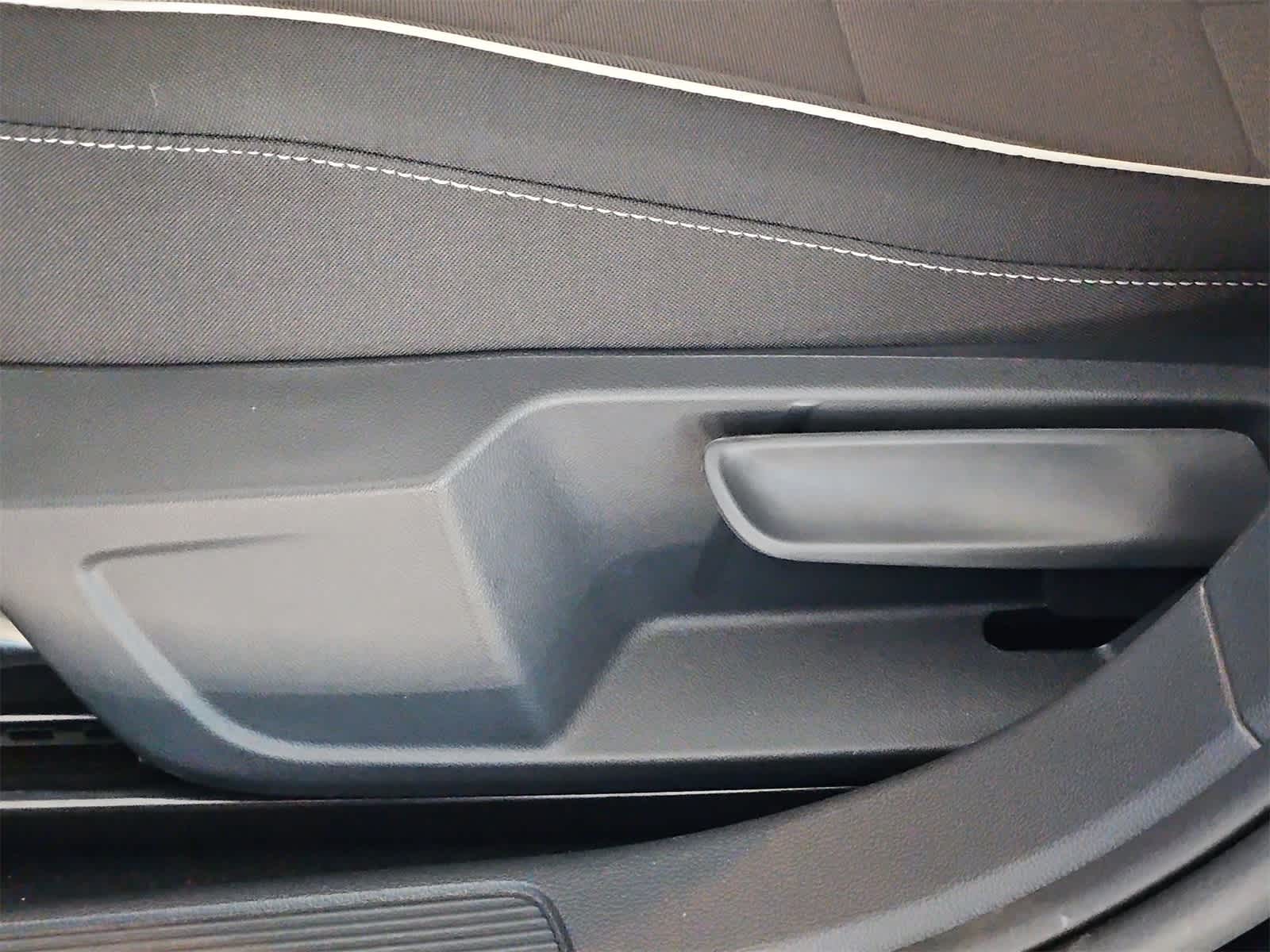 Thumbnail: 2026 Volkswagen Jetta - 18