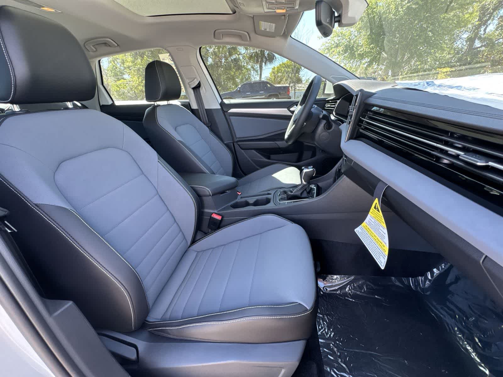 Thumbnail: 2026 Volkswagen Jetta - 21