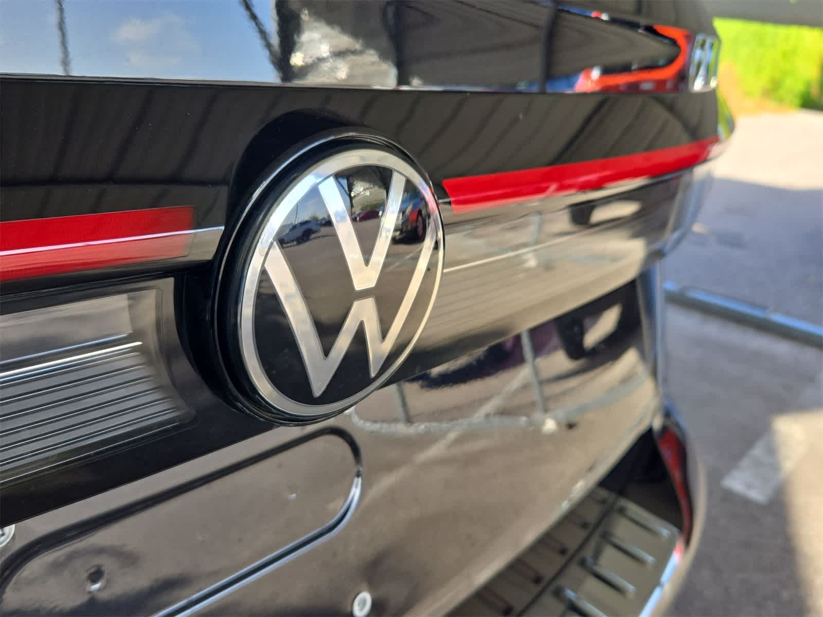 Thumbnail: 2025 Volkswagen Taos - 12