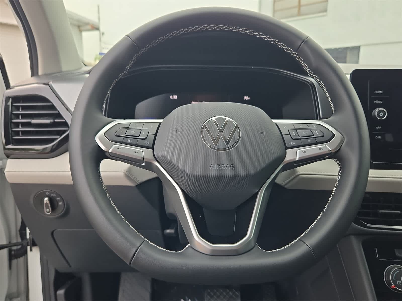 Thumbnail: 2025 Volkswagen Taos - 22