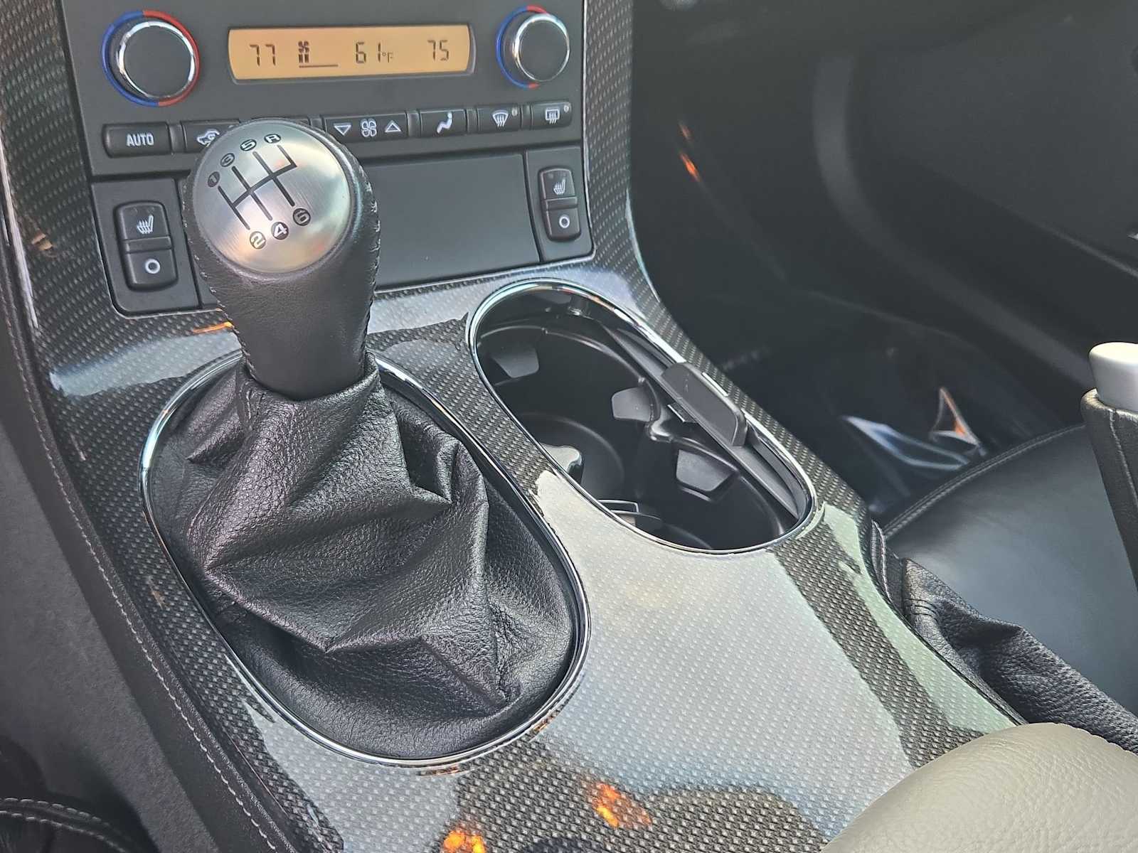 Thumbnail: 2010 Chevrolet Corvette - 24