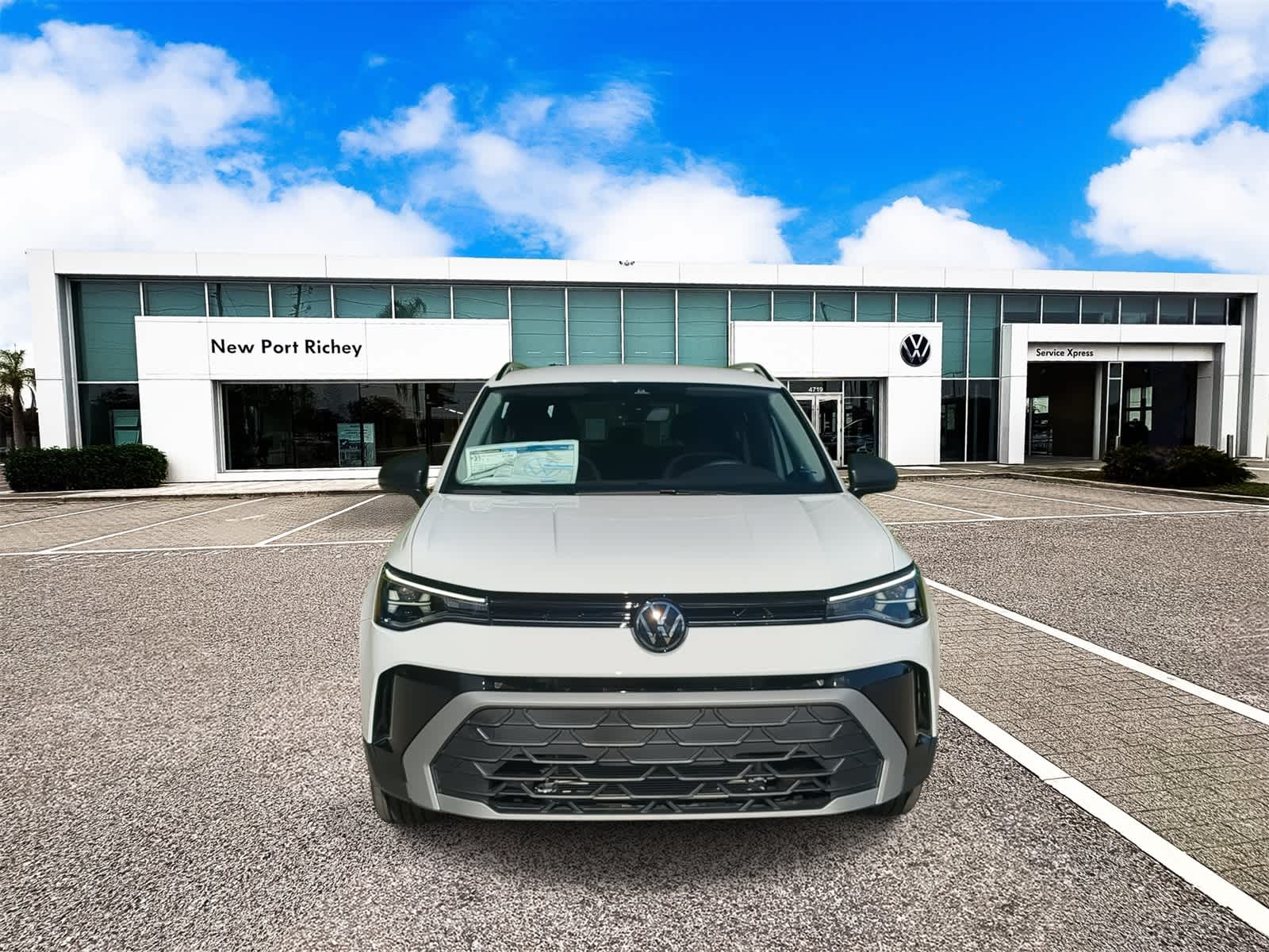 Thumbnail: 2025 Volkswagen Taos - 3