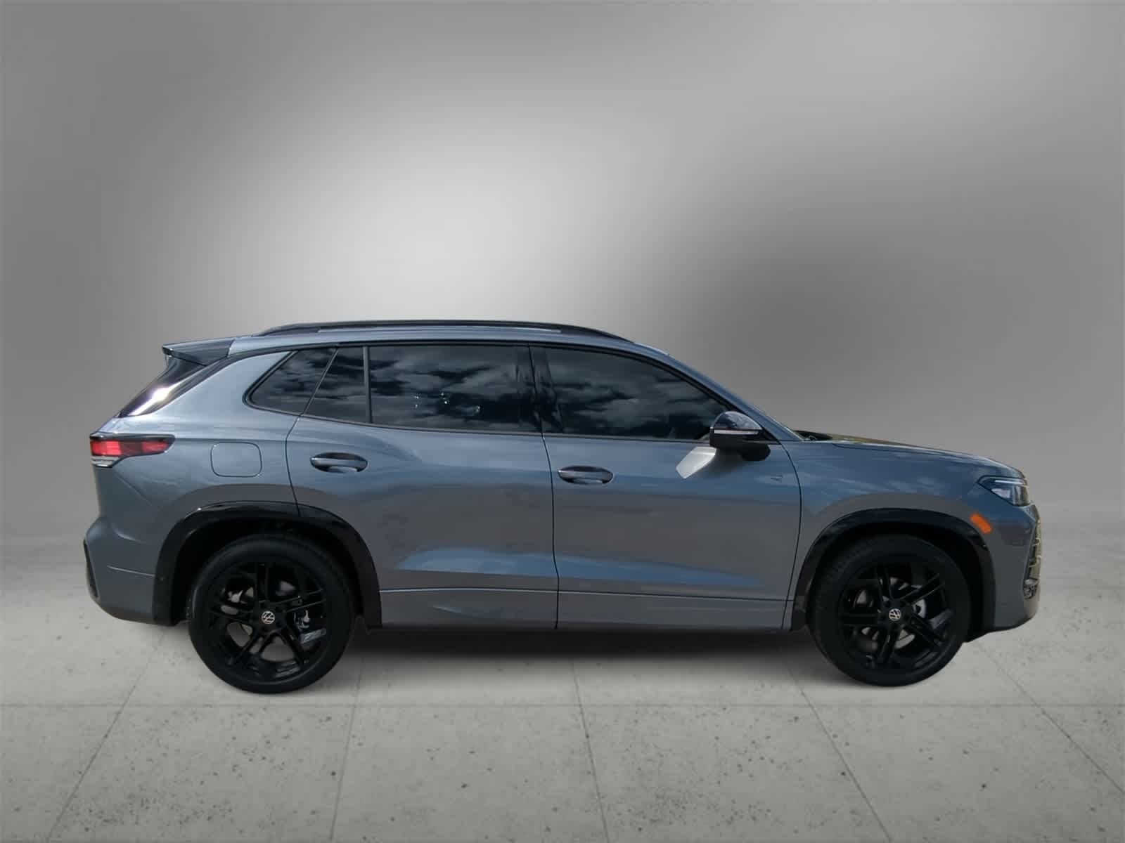 Thumbnail: 2026 Volkswagen Tiguan - 9