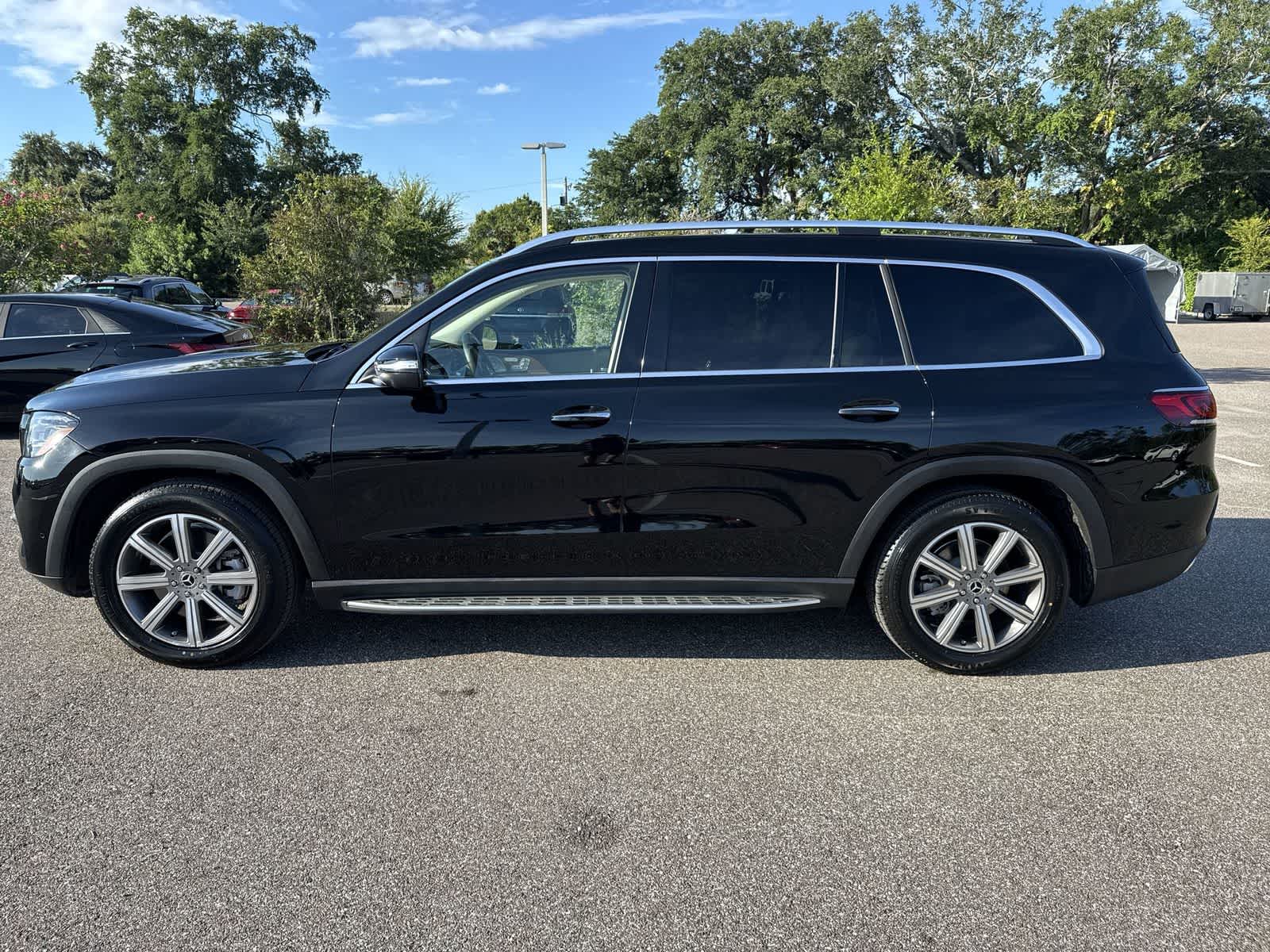 Thumbnail: 2023 Mercedes-Benz GLS - 3