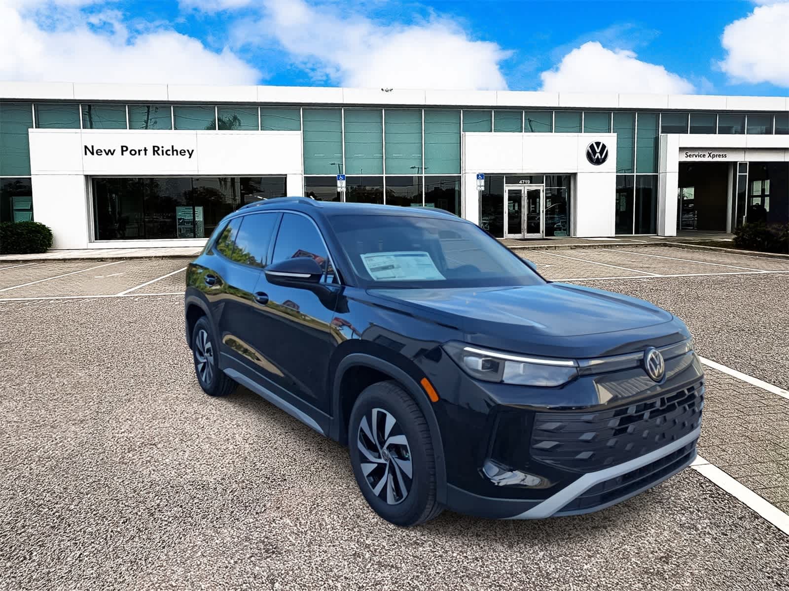 Thumbnail: 2025 Volkswagen Tiguan - 2