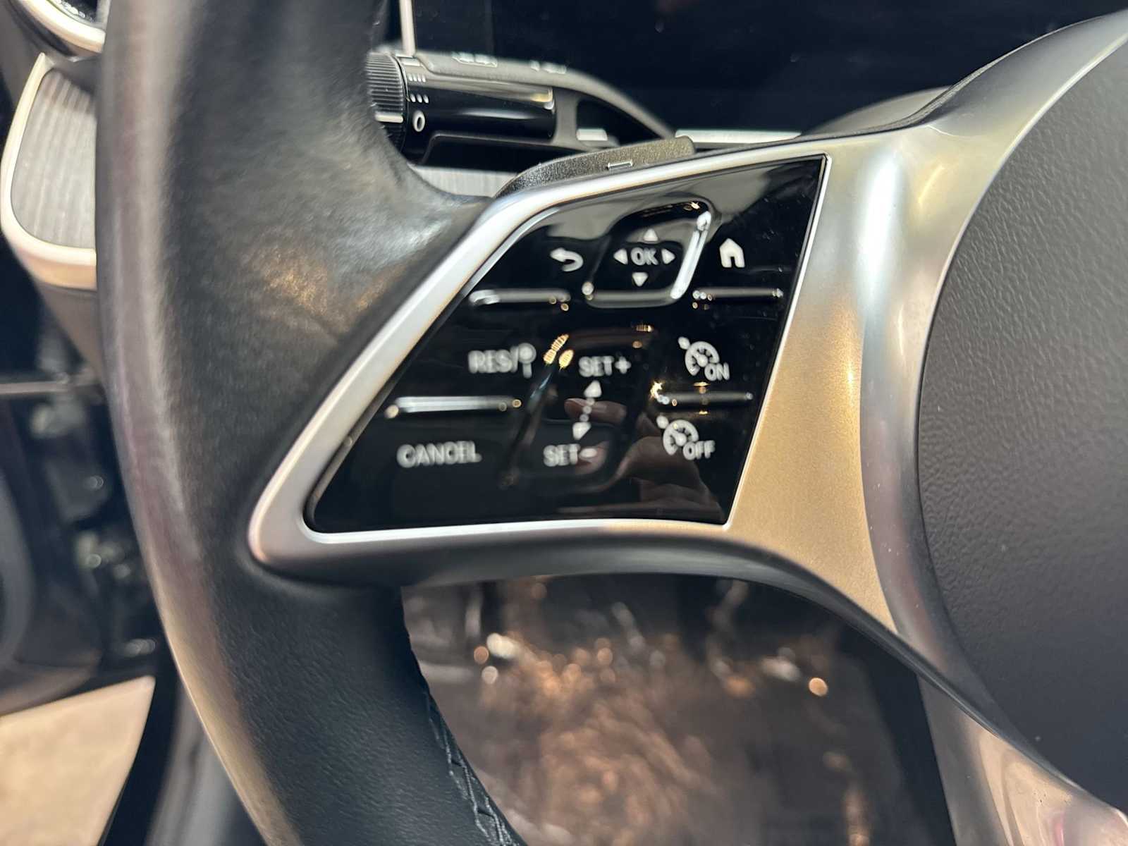 Thumbnail: 2025 Mercedes-Benz C-Class - 27