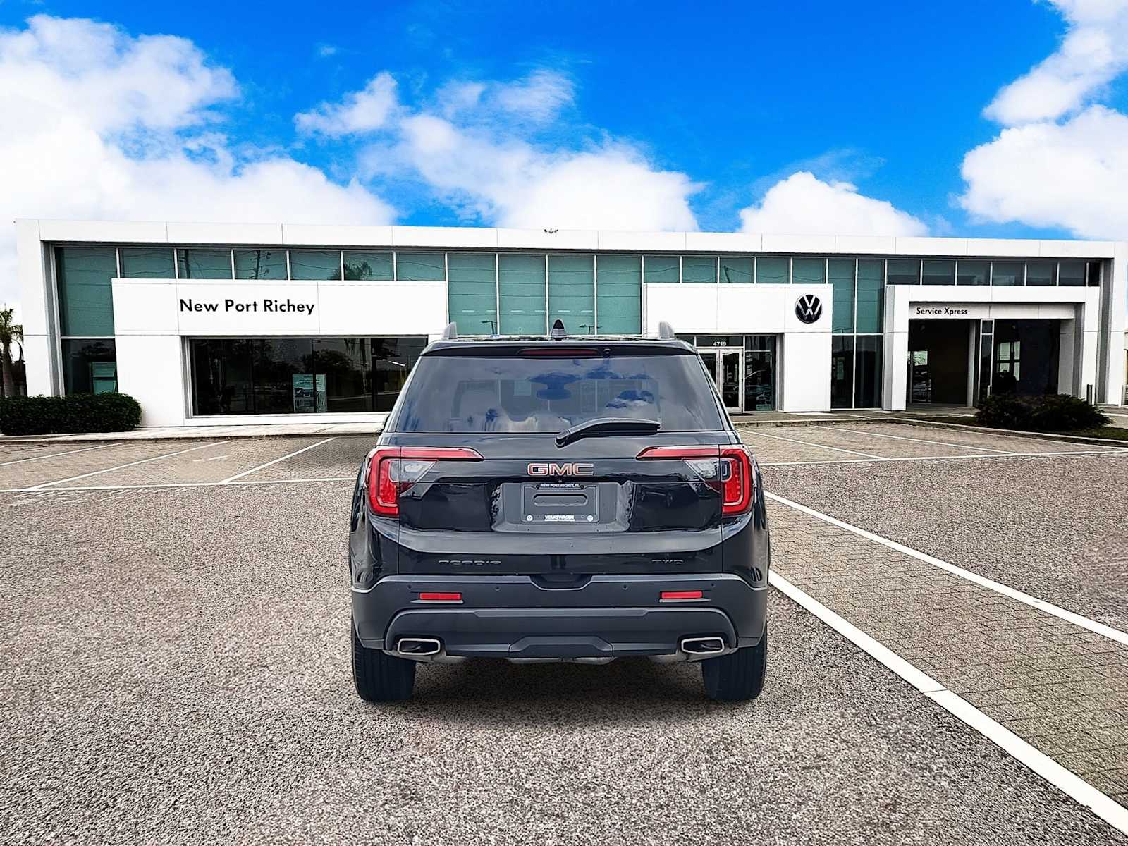 Thumbnail: 2023 GMC Acadia - 7