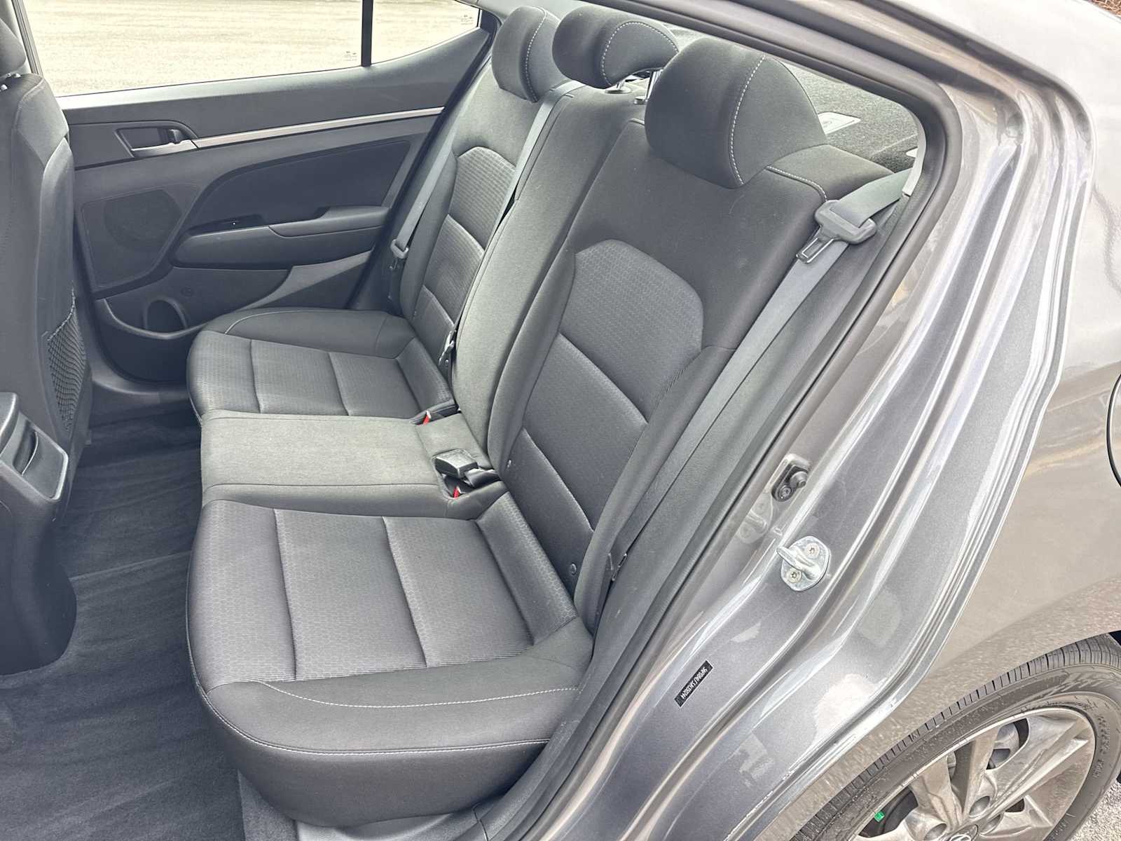 Thumbnail: 2018 Hyundai Elantra - 17