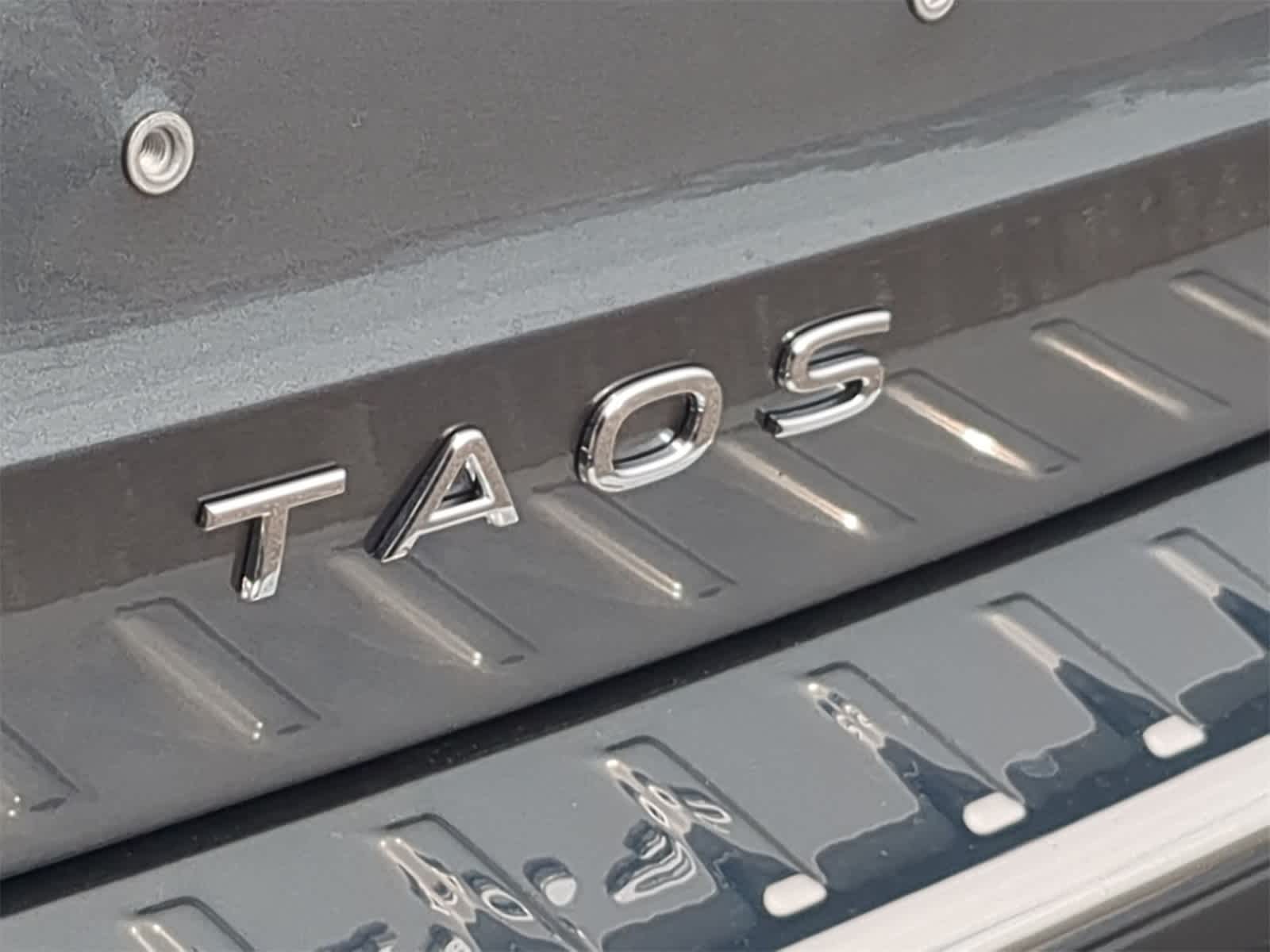 Thumbnail: 2025 Volkswagen Taos - 13