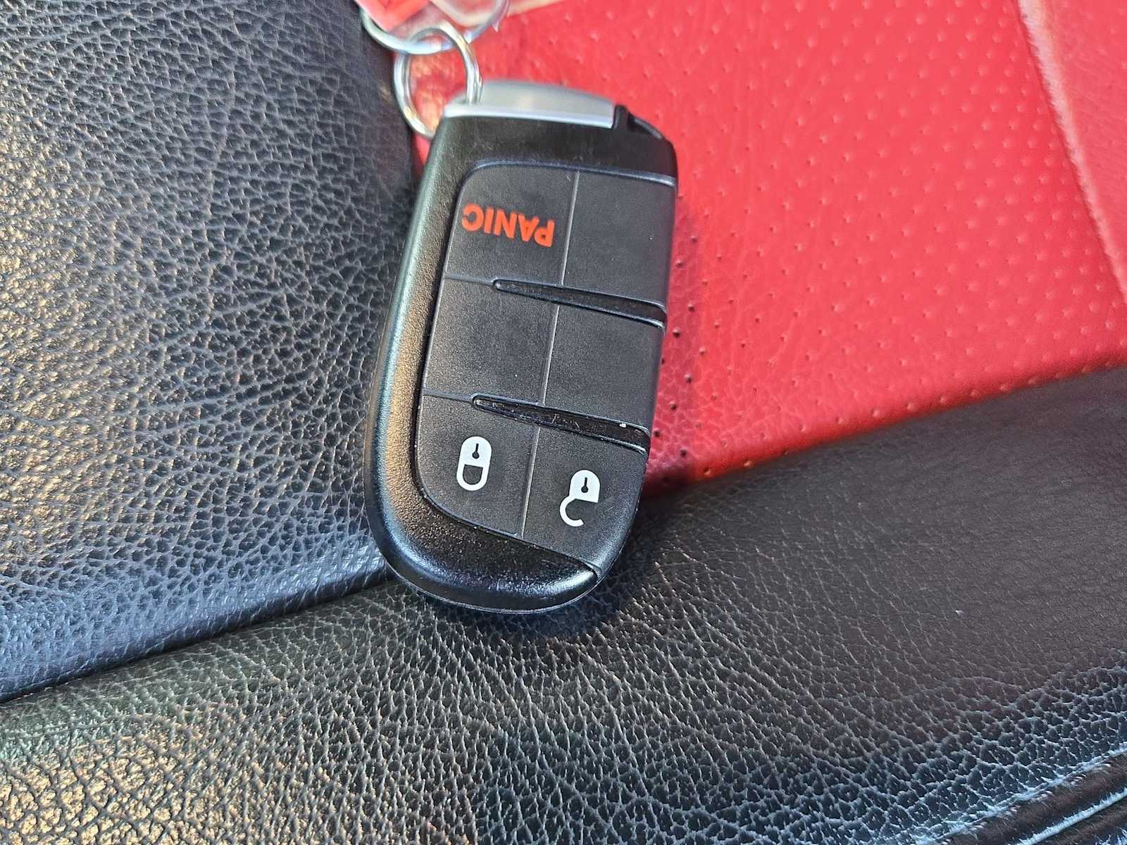 Thumbnail: 2019 Jeep Grand Cherokee - 31