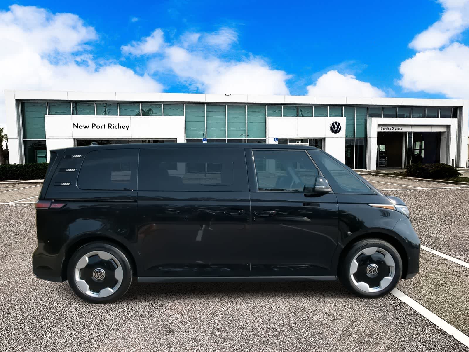 Thumbnail: 2025 Volkswagen ID.Buzz - 9