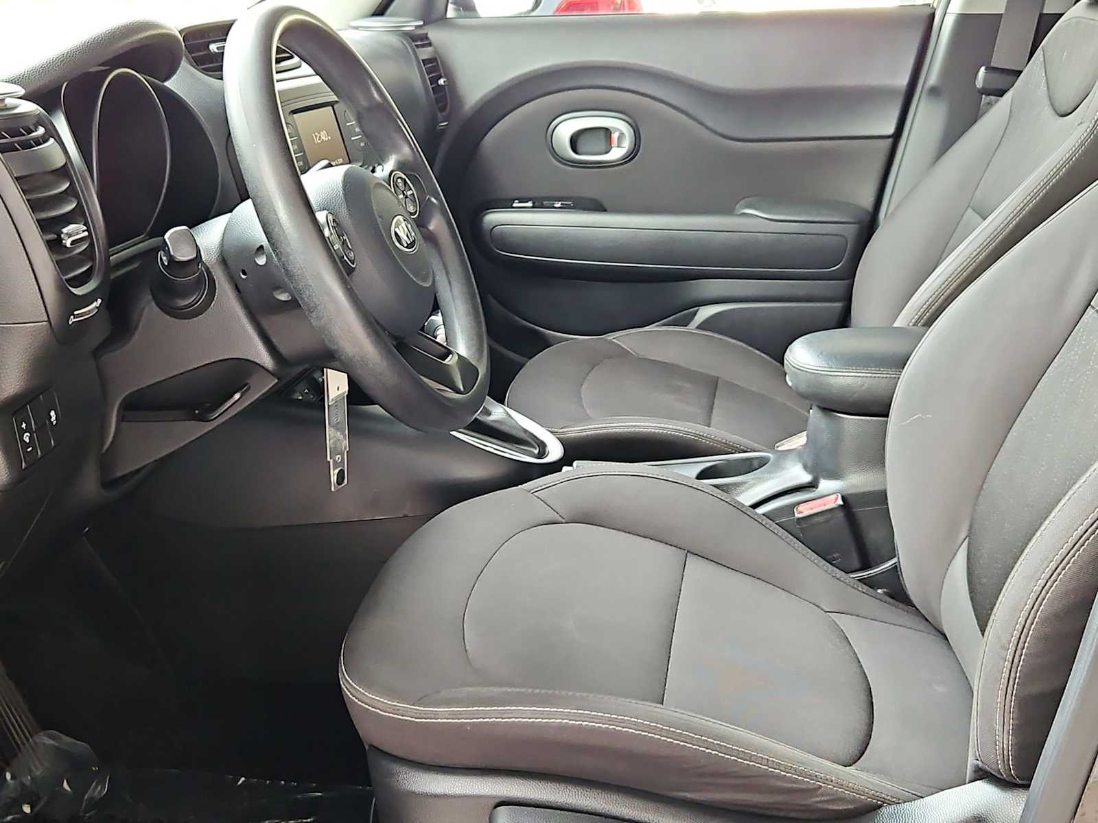 Thumbnail: 2018 Kia Soul - 17