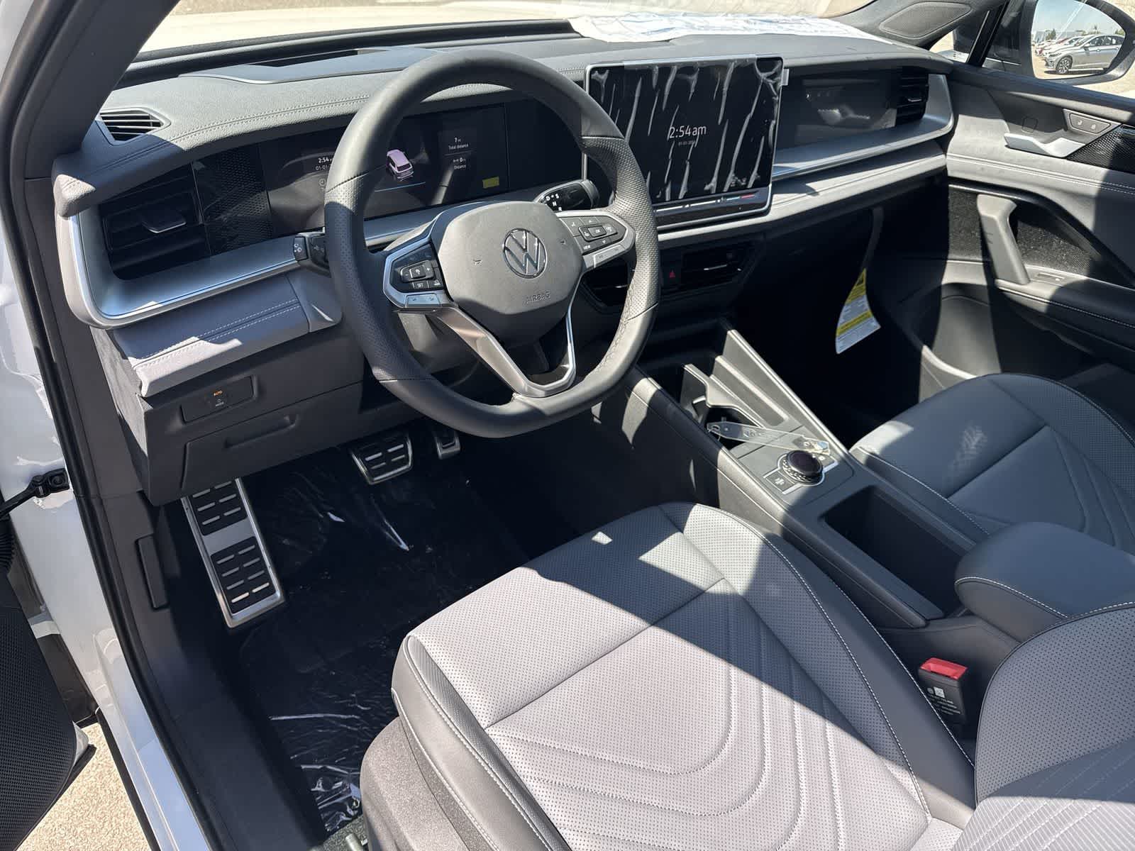 Thumbnail: 2026 Volkswagen Tiguan - 2