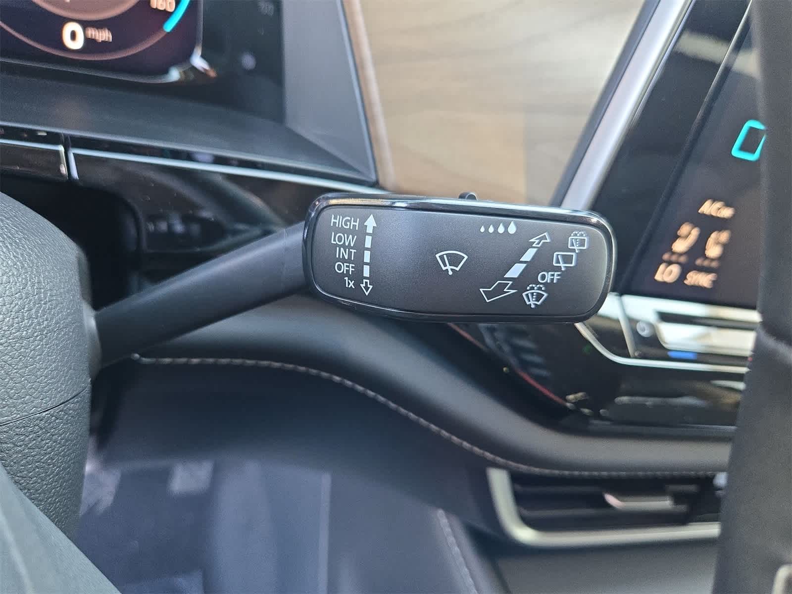 Thumbnail: 2026 Volkswagen Atlas - 25