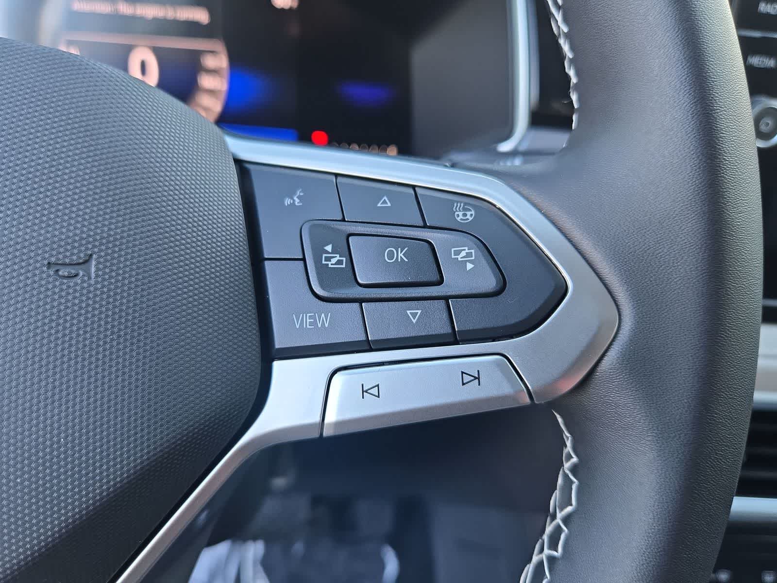 Thumbnail: 2025 Volkswagen Taos - 24