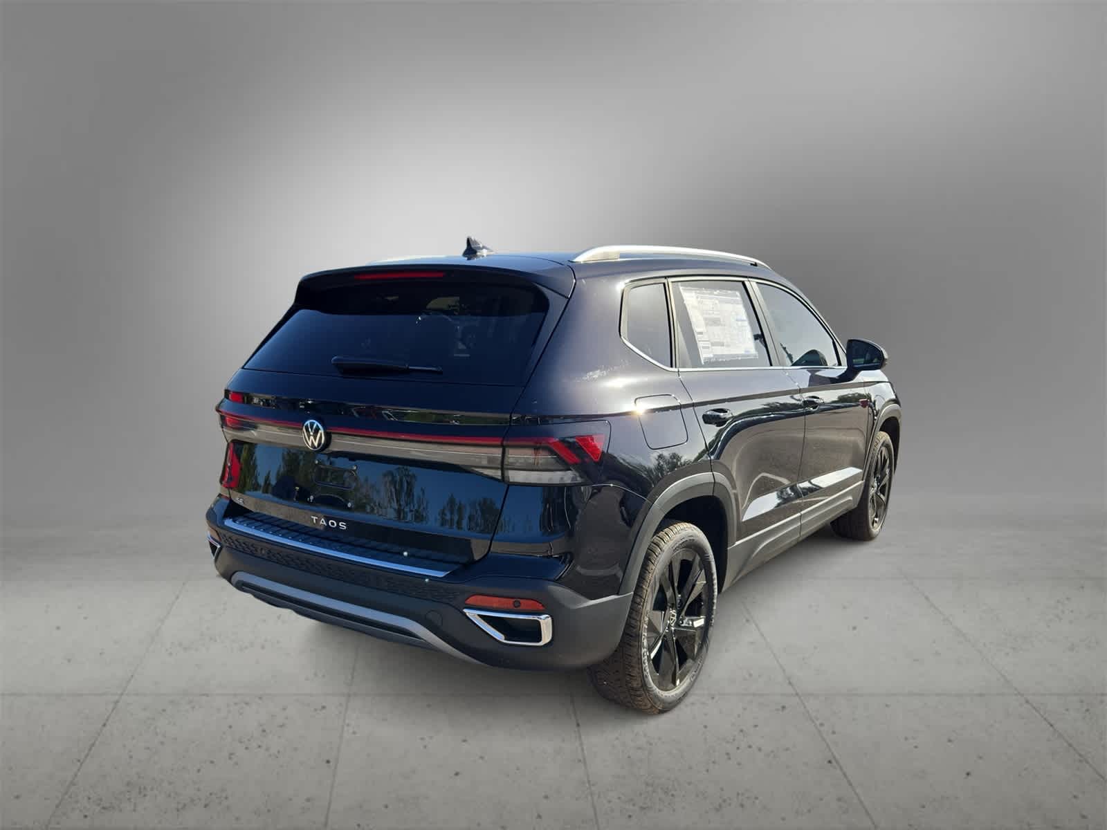 Thumbnail: 2025 Volkswagen Taos - 8