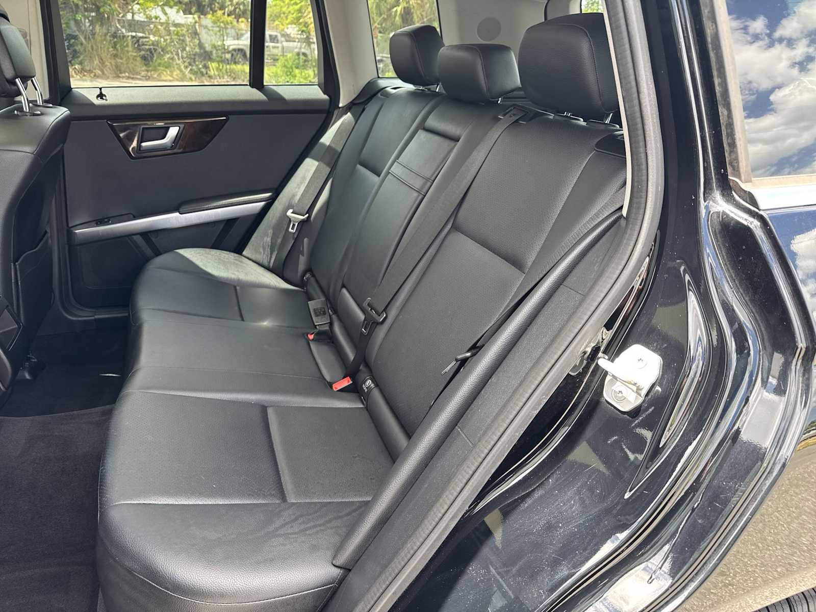 Thumbnail: 2015 Mercedes-Benz GLK - 19