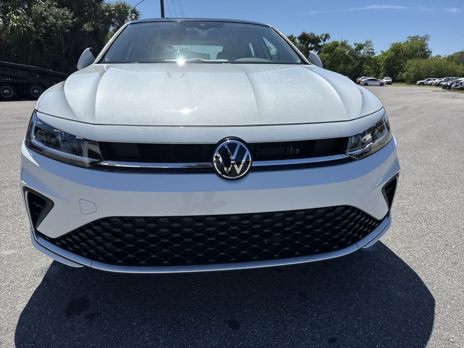 Thumbnail: 2026 Volkswagen Jetta - 9