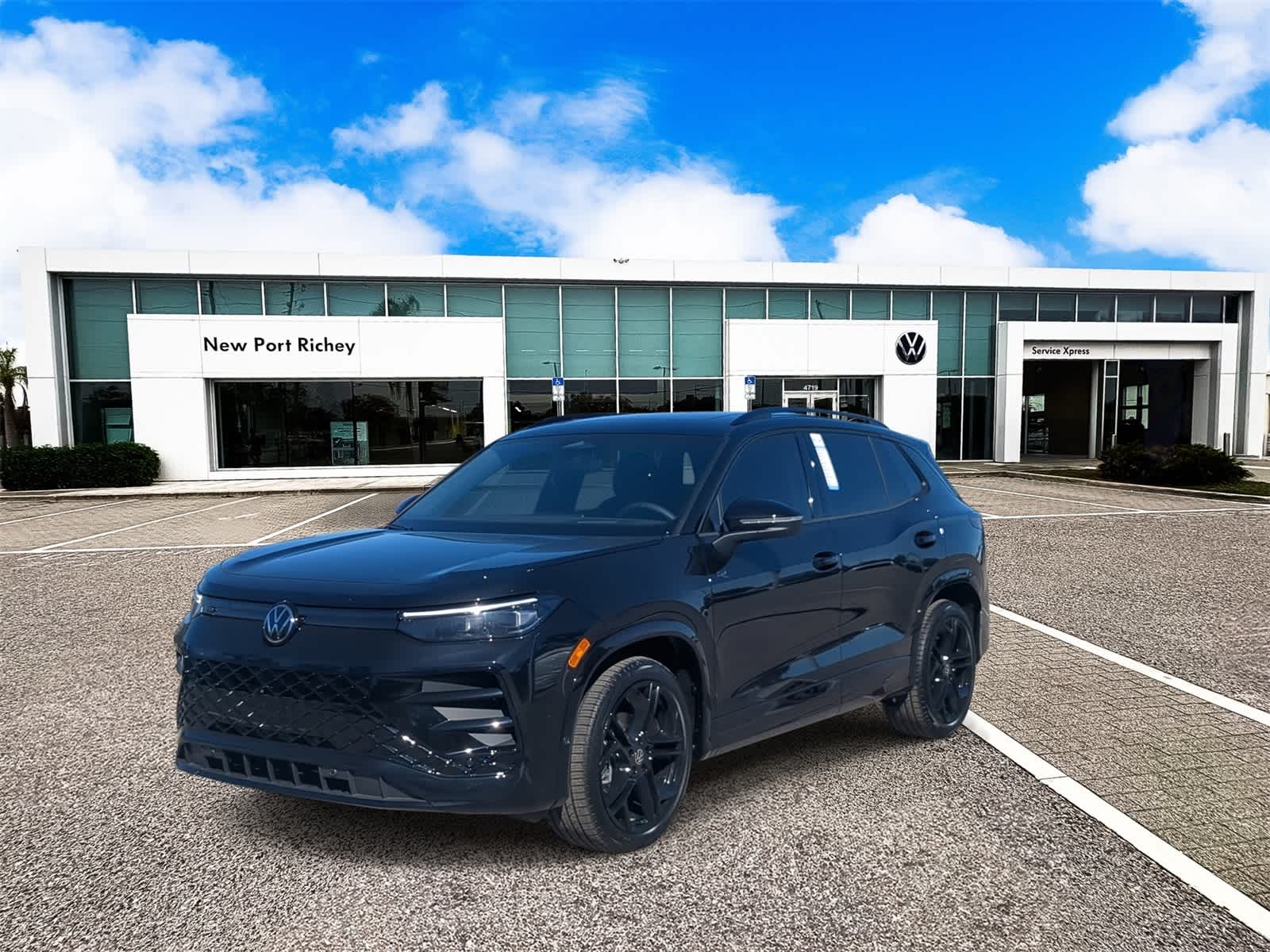 Thumbnail: 2026 Volkswagen Tiguan - 4