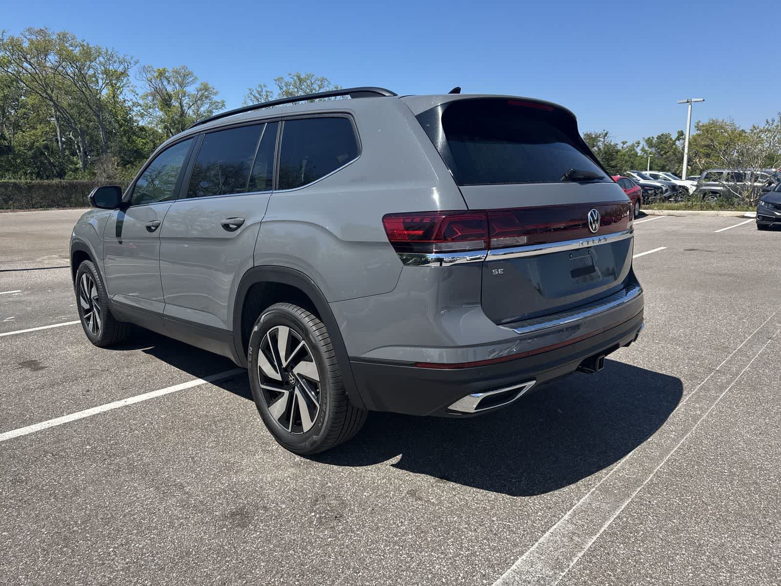 Thumbnail: 2026 Volkswagen Atlas - 4