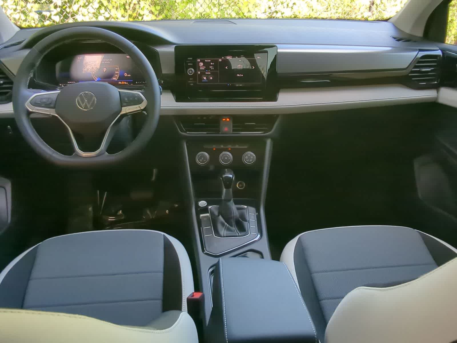 Thumbnail: 2025 Volkswagen Taos - 16