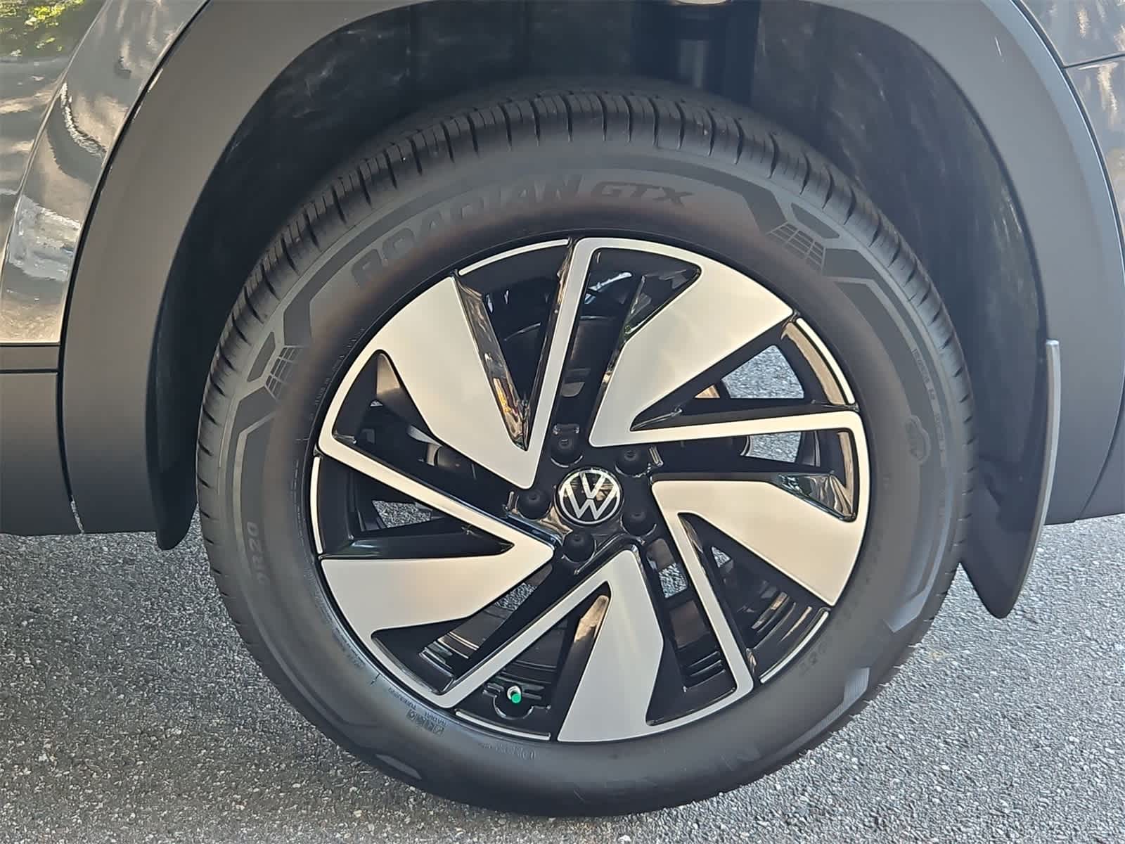 Thumbnail: 2026 Volkswagen Atlas - 14