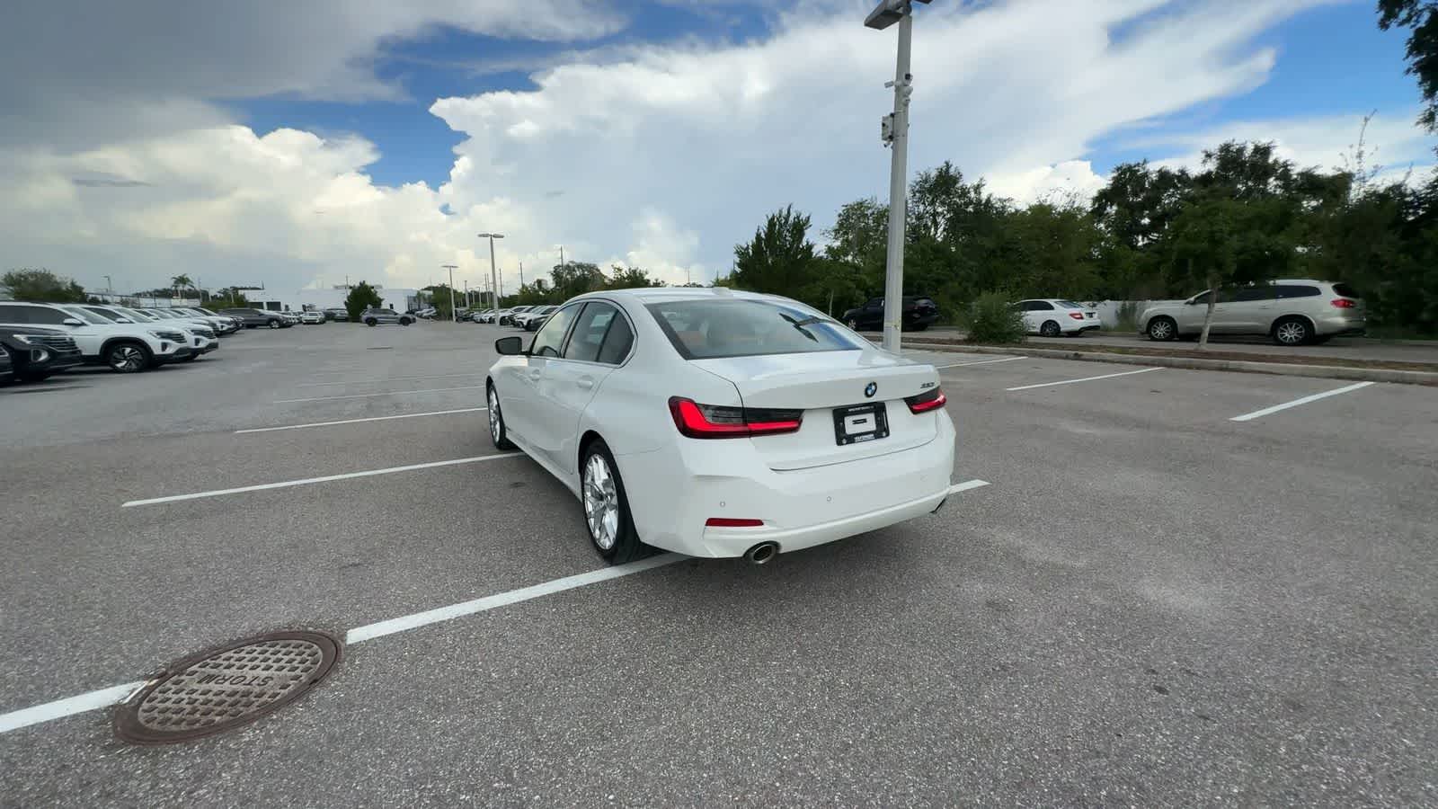 Thumbnail: 2025 BMW 3 Series - 5