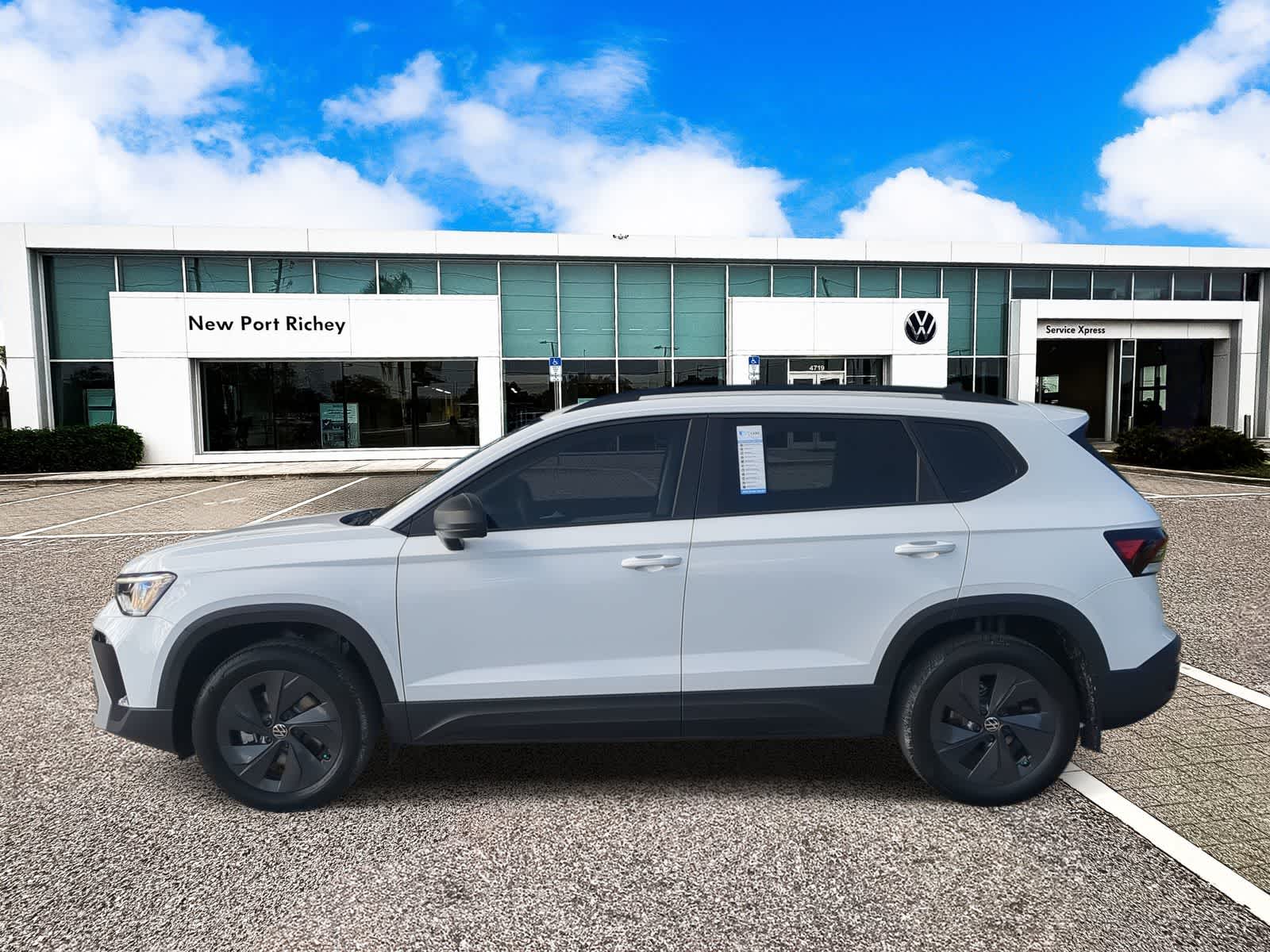 Thumbnail: 2025 Volkswagen Taos - 5