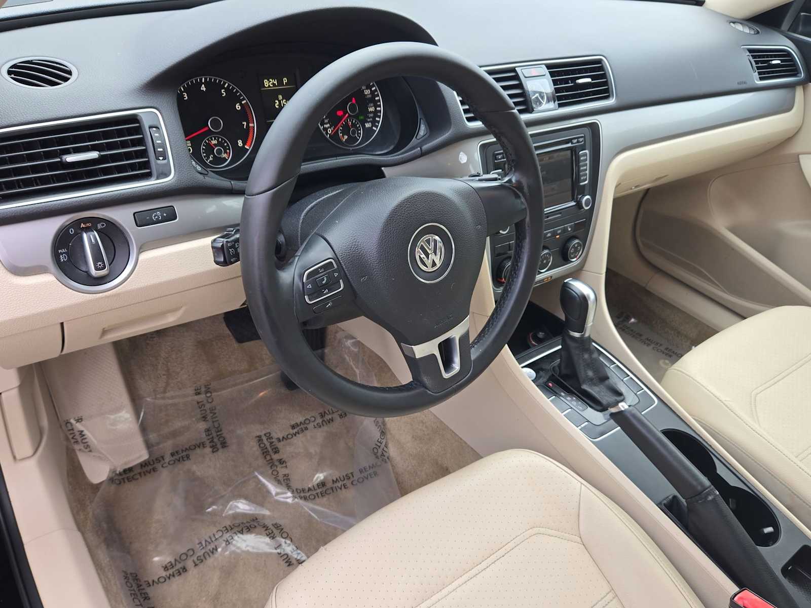 Thumbnail: 2015 Volkswagen Passat - 10