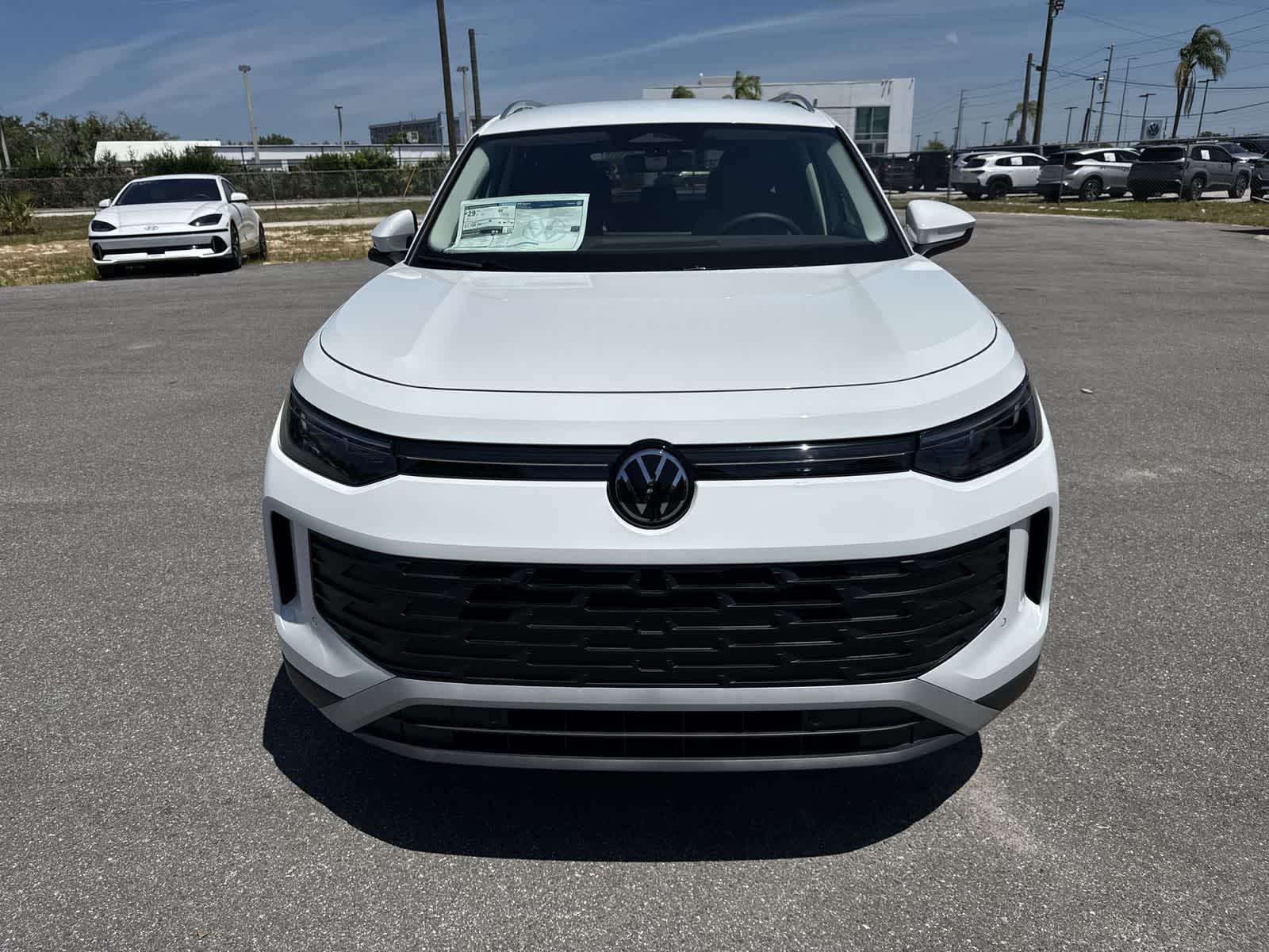 Thumbnail: 2026 Volkswagen Tiguan - 9