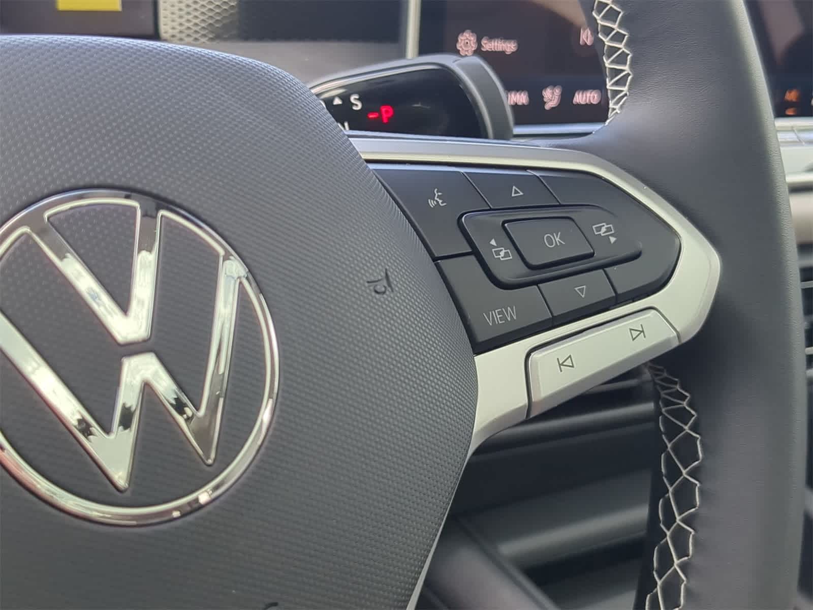 Thumbnail: 2025 Volkswagen Tiguan - 27