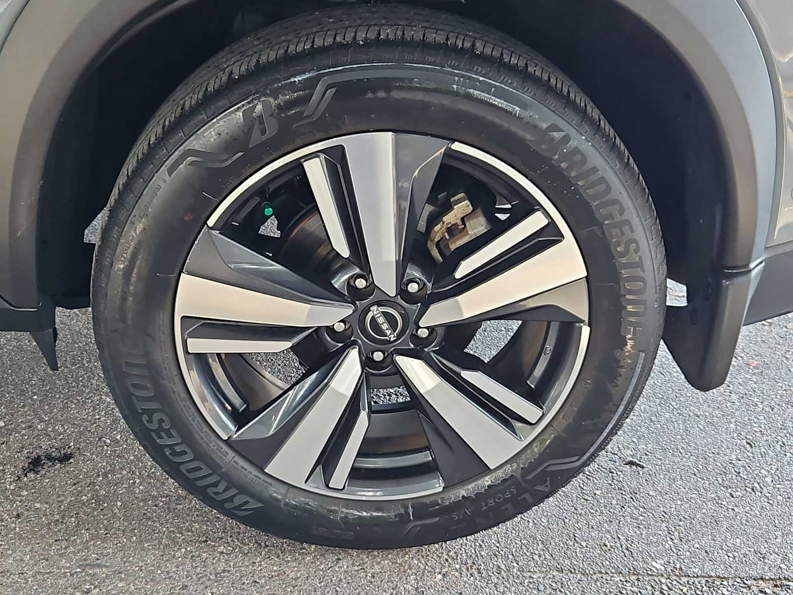 Thumbnail: 2023 Nissan Rogue - 14