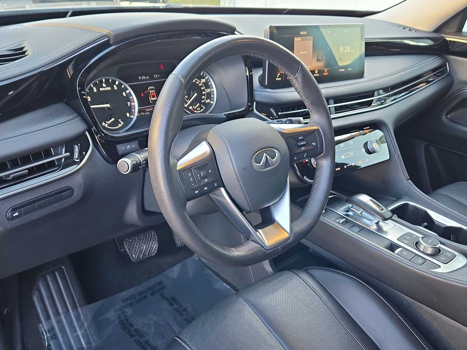 Thumbnail: 2024 INFINITI QX60 - 10