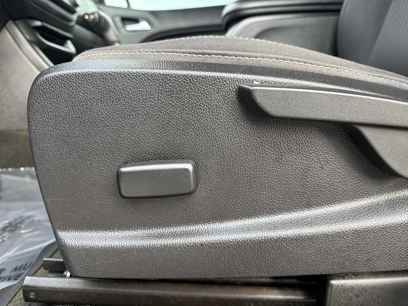 Thumbnail: 2019 Chevrolet Colorado - 16