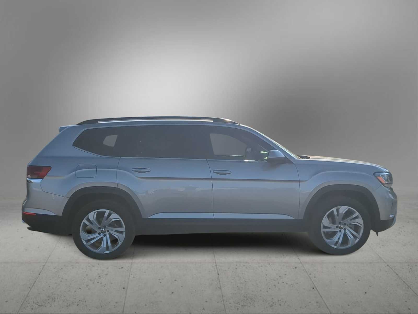 Thumbnail: 2022 Volkswagen Atlas - 9