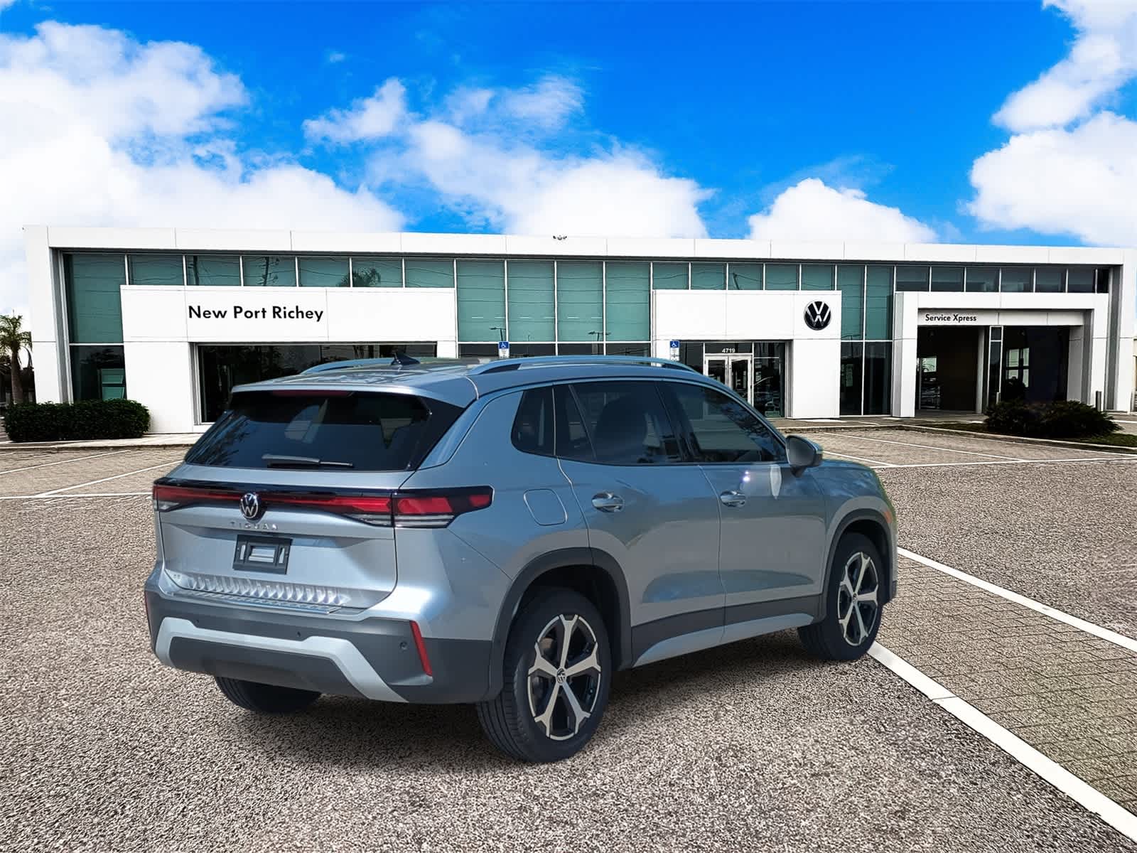 Thumbnail: 2025 Volkswagen Tiguan - 8