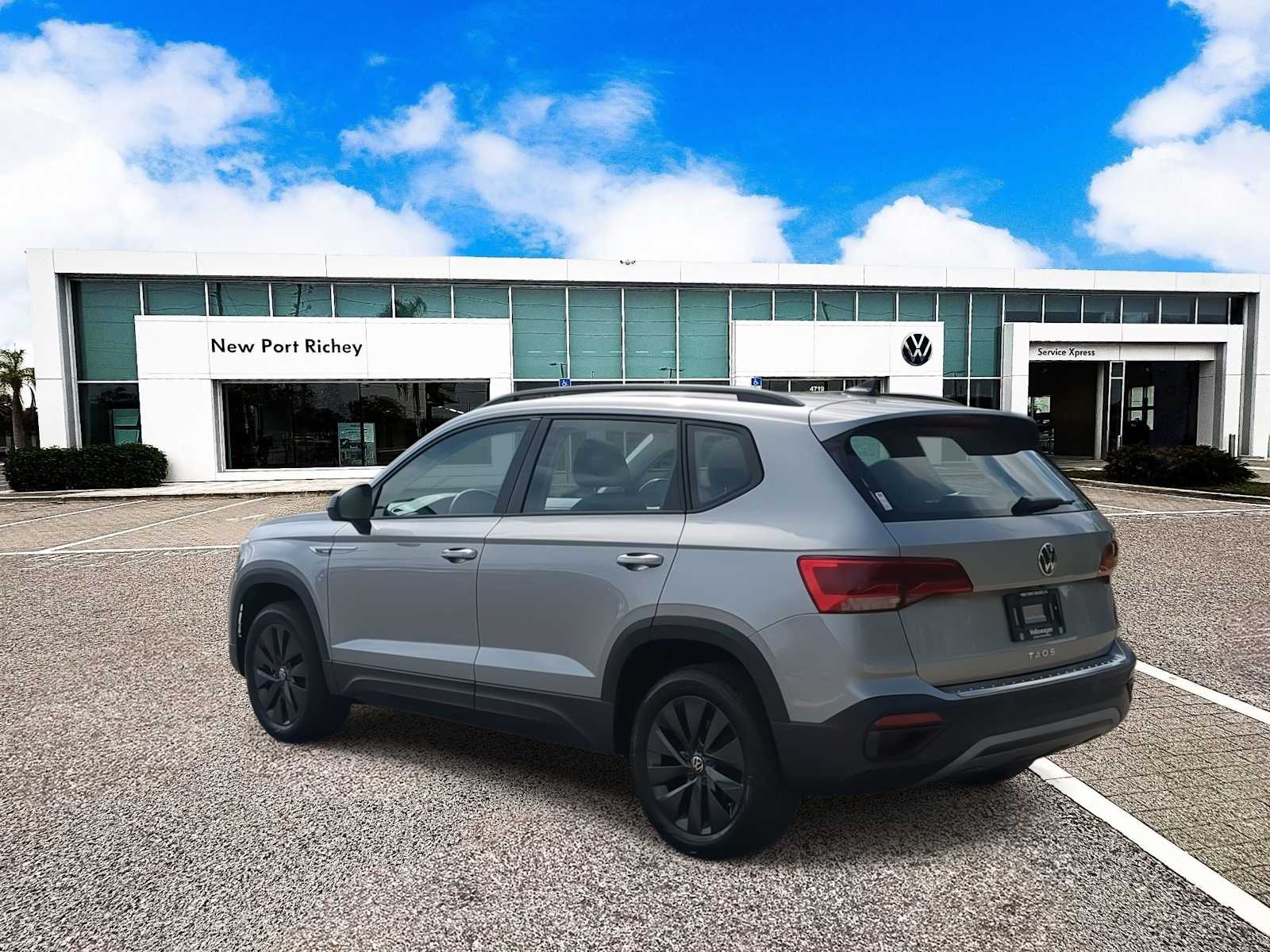 Thumbnail: 2024 Volkswagen Taos - 6