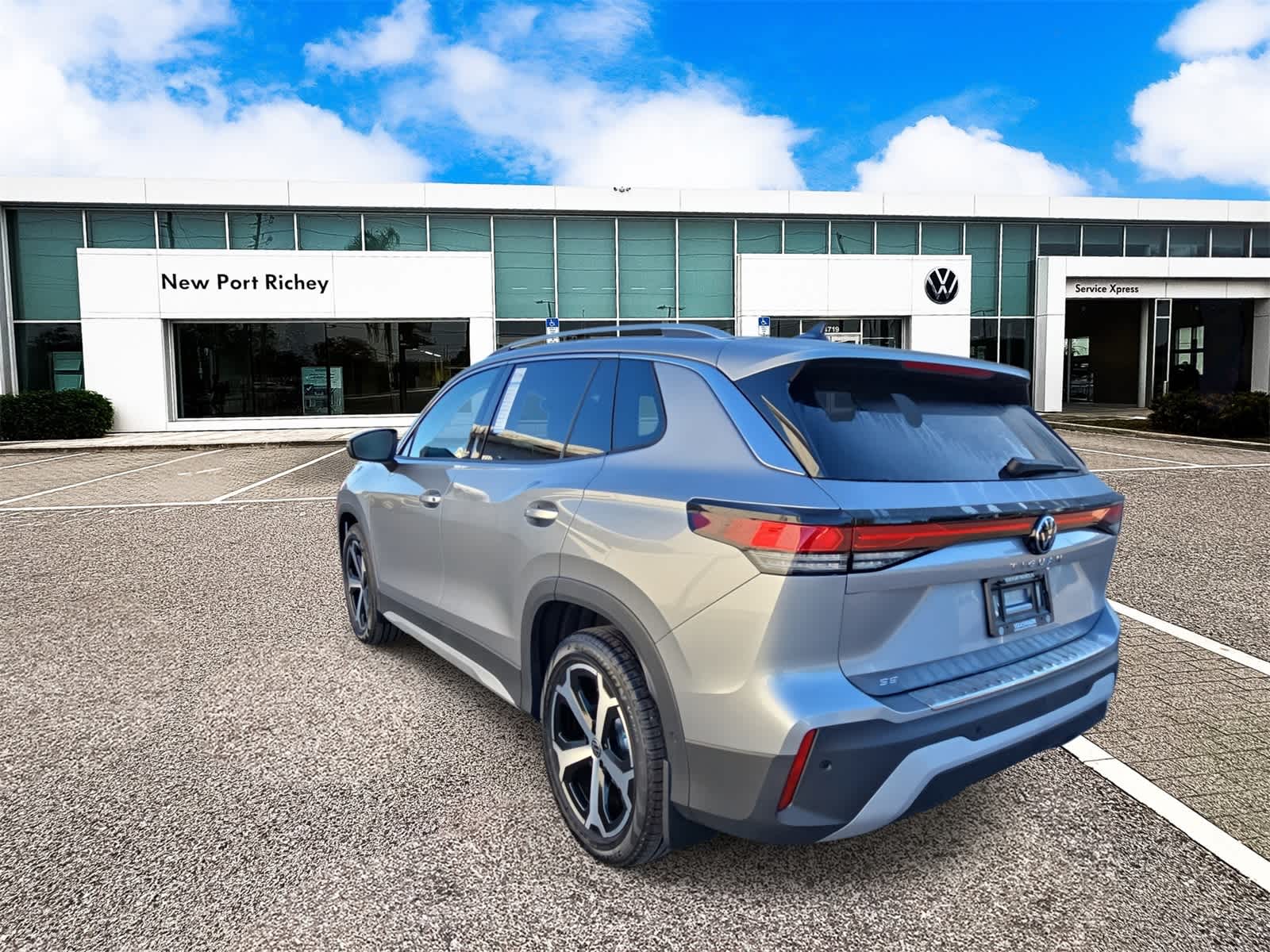 Thumbnail: 2026 Volkswagen Tiguan - 6