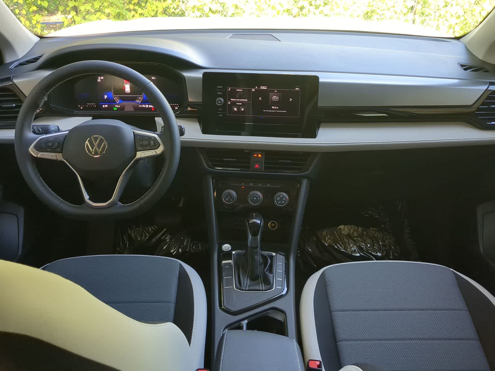 Thumbnail: 2025 Volkswagen Taos - 16