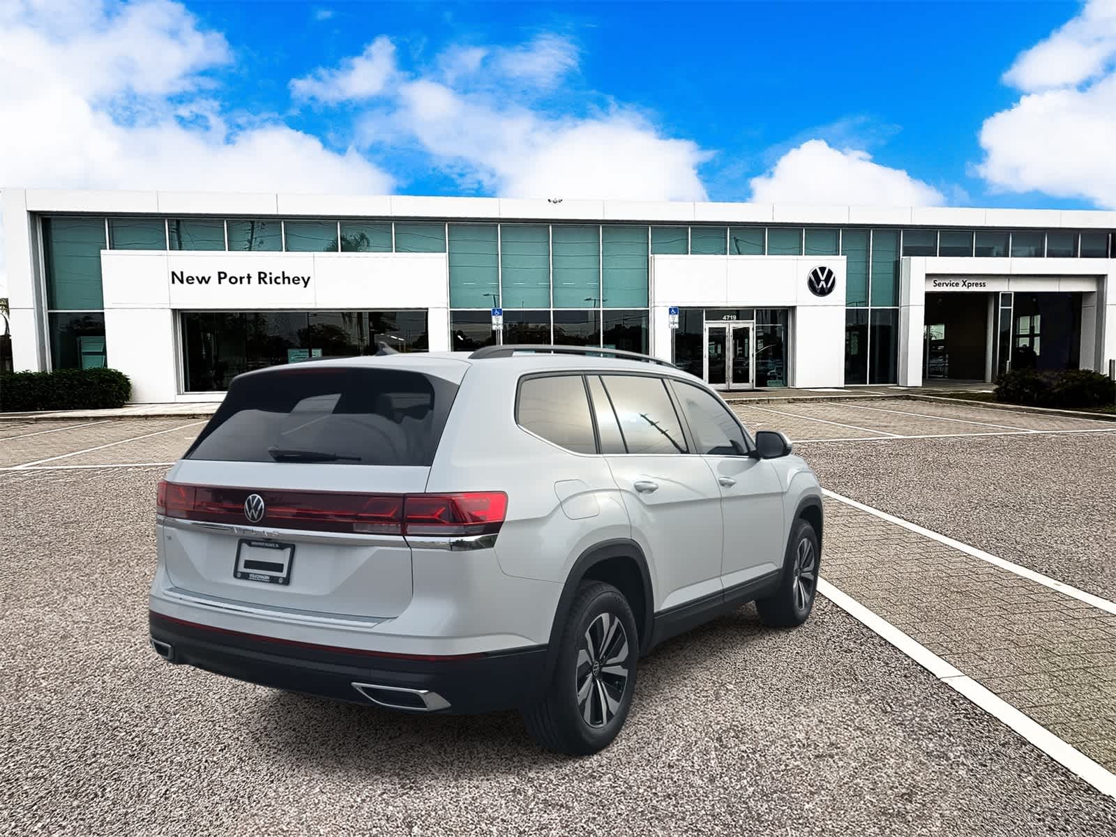 Thumbnail: 2026 Volkswagen Atlas - 8