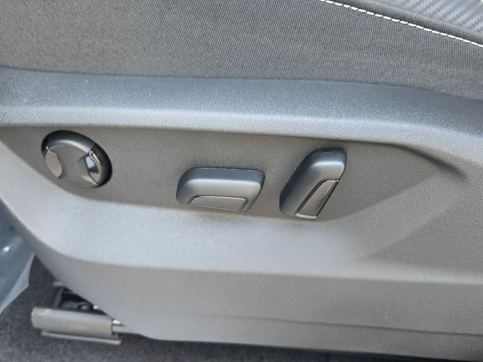 Thumbnail: 2026 Volkswagen Atlas - 25